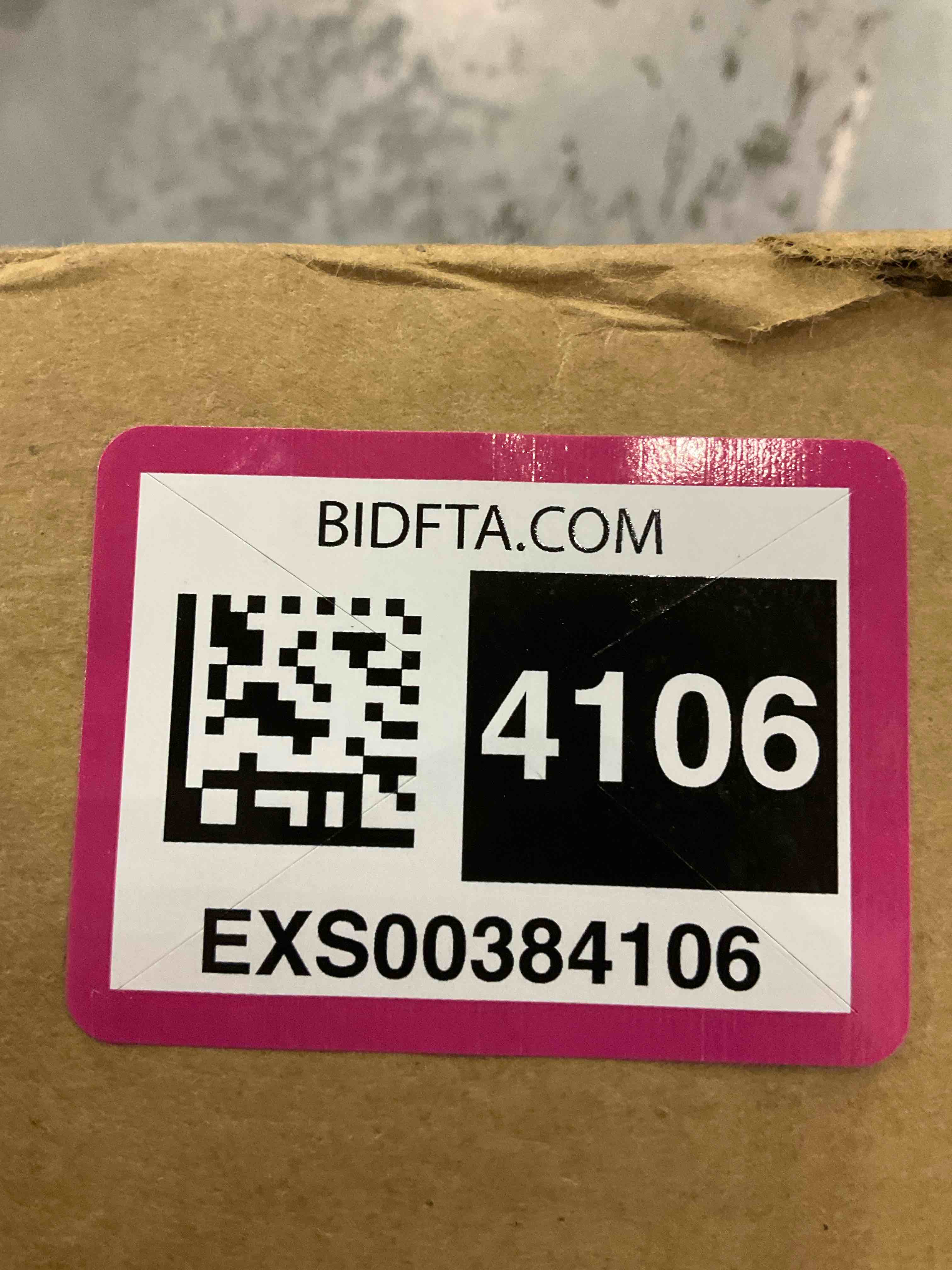 https://s3.amazonaws.com/lotting-images-prod/BargainHunt/EXS00384106_1716550784795.jpeg