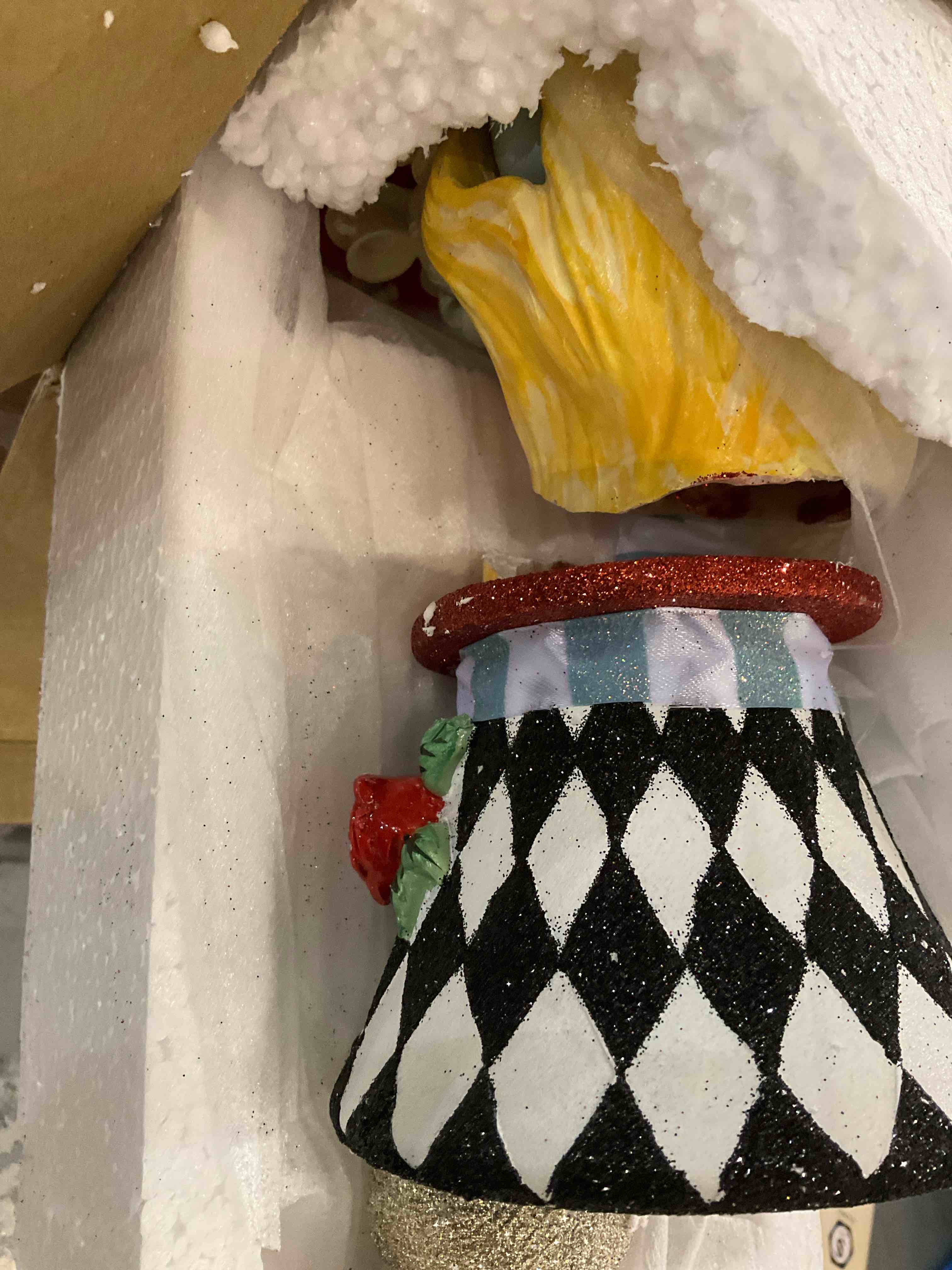 https://s3.amazonaws.com/lotting-images-prod/BargainHunt/EXS00384109_1716551210601.jpeg