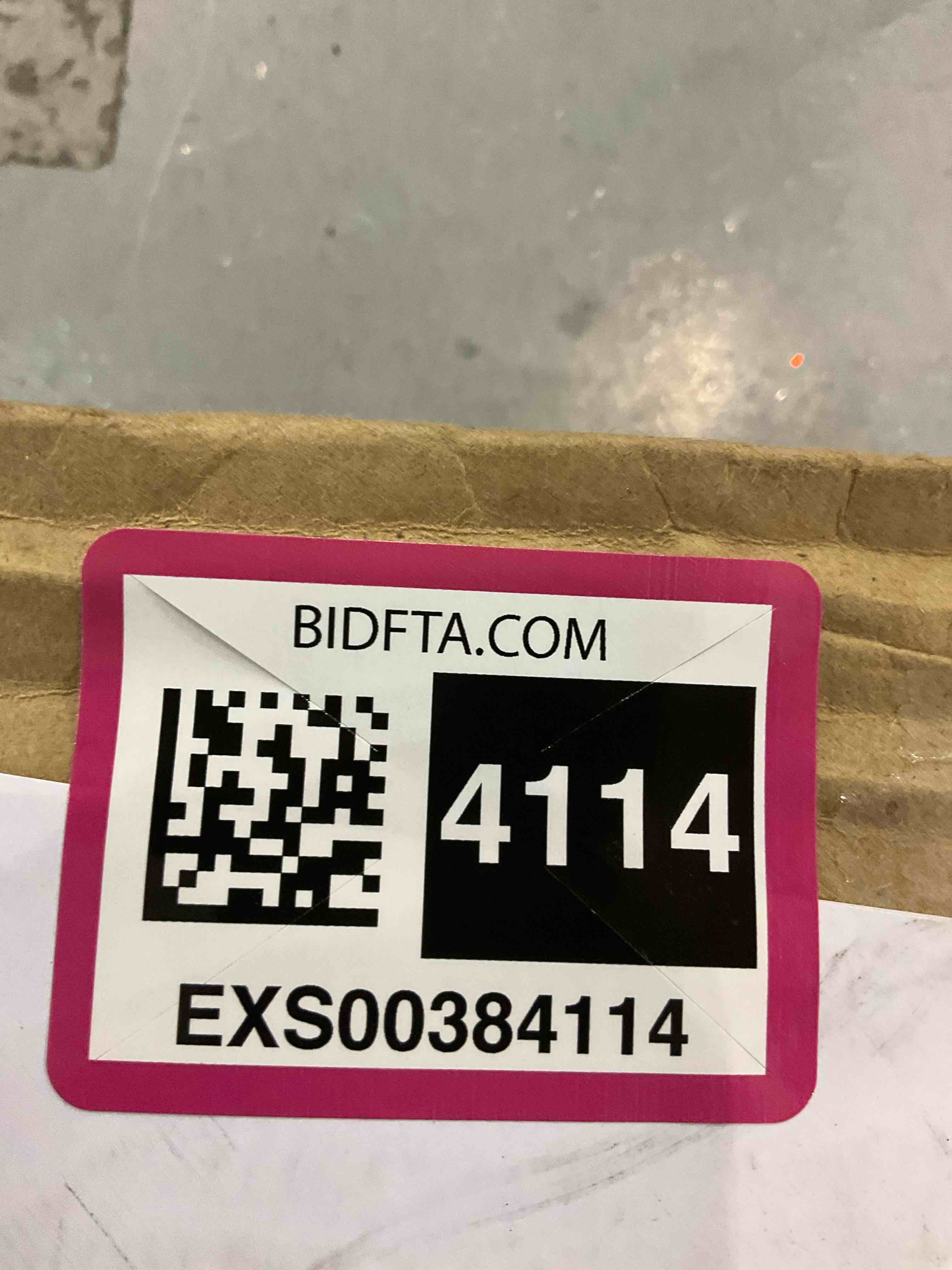 https://s3.amazonaws.com/lotting-images-prod/BargainHunt/EXS00384114_1716552221212.jpeg