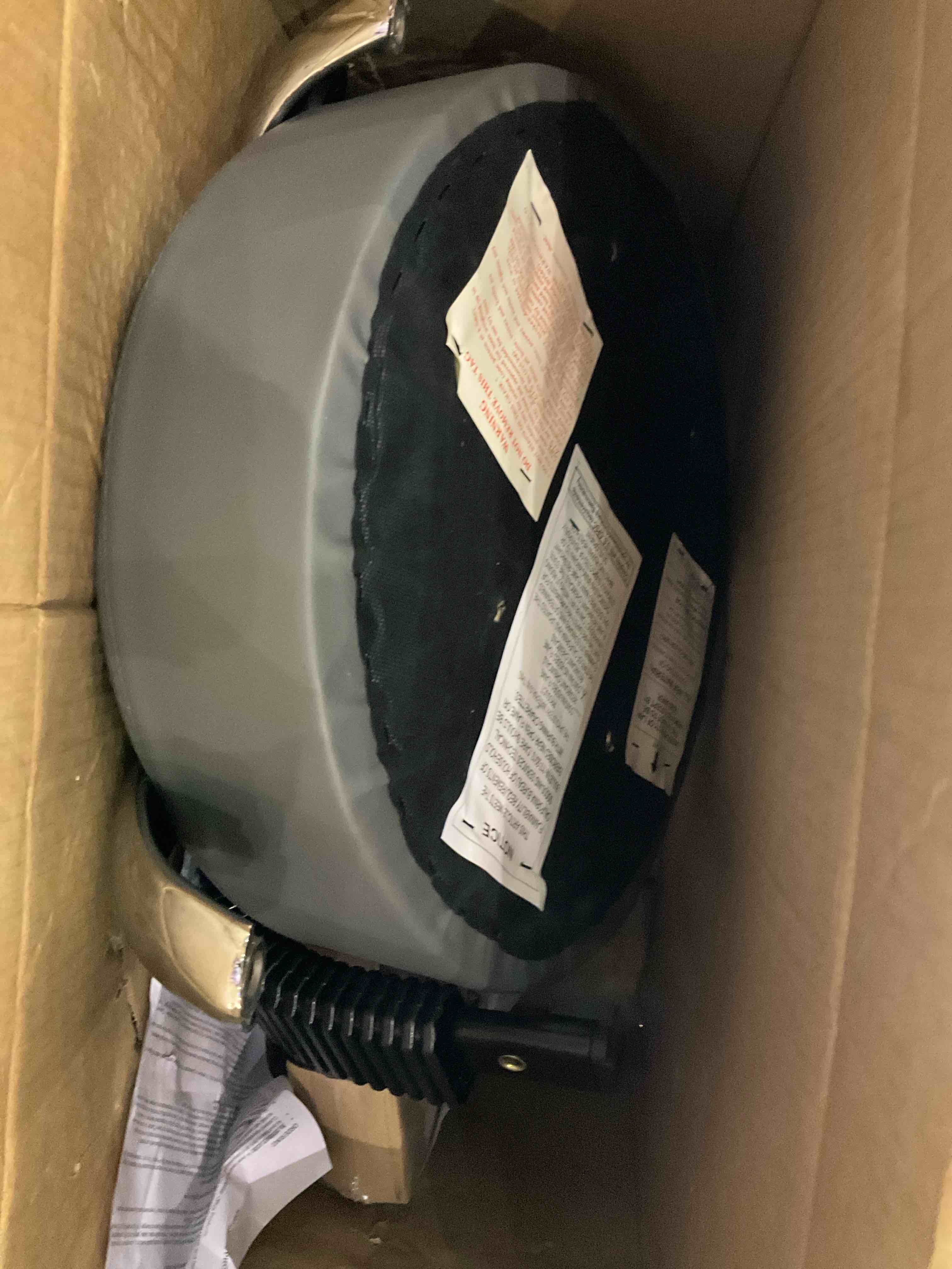 https://s3.amazonaws.com/lotting-images-prod/BargainHunt/EXS00384162_1716564178682.jpeg