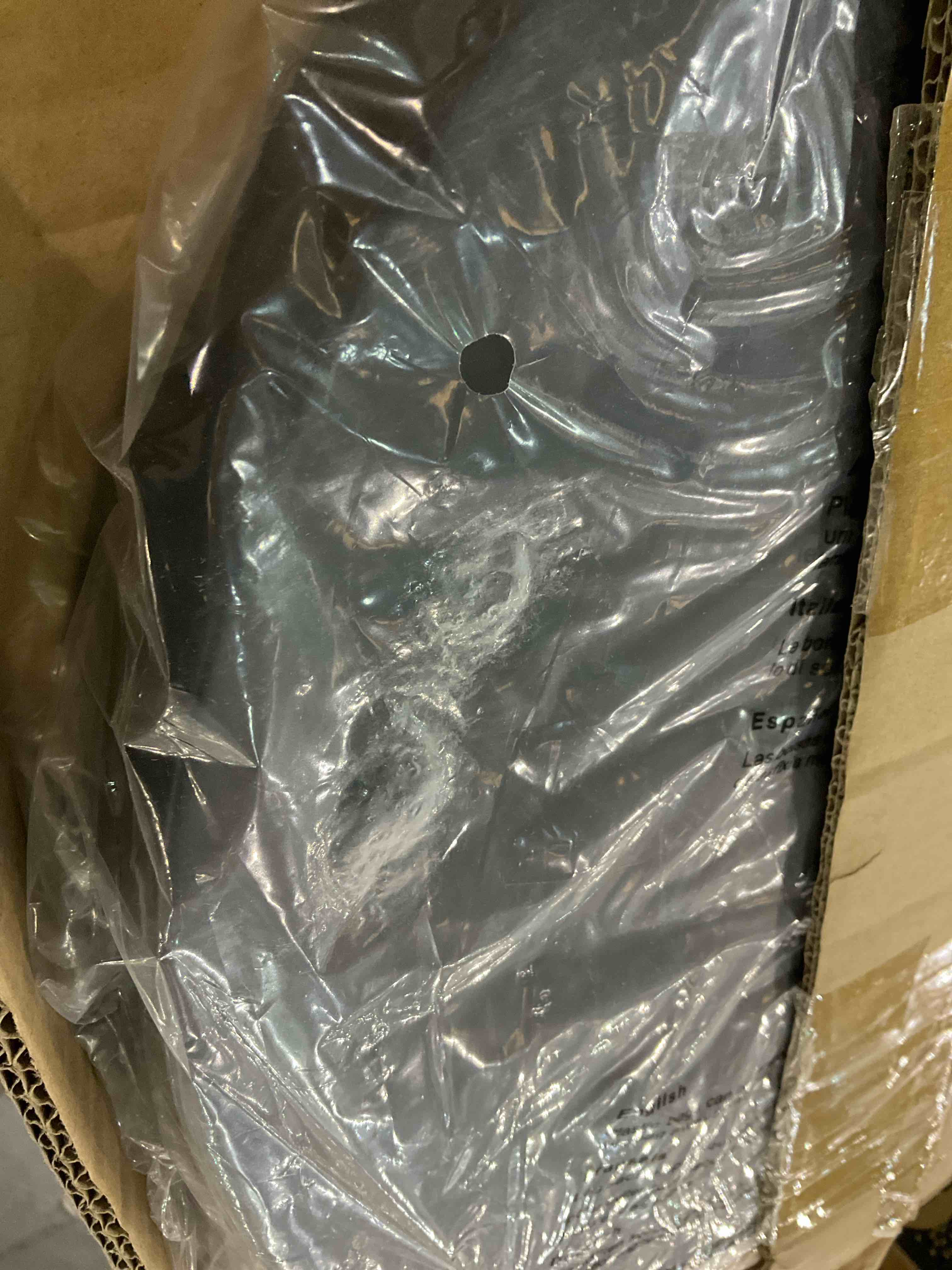 https://s3.amazonaws.com/lotting-images-prod/BargainHunt/EXS00384163_1716564479551.jpeg