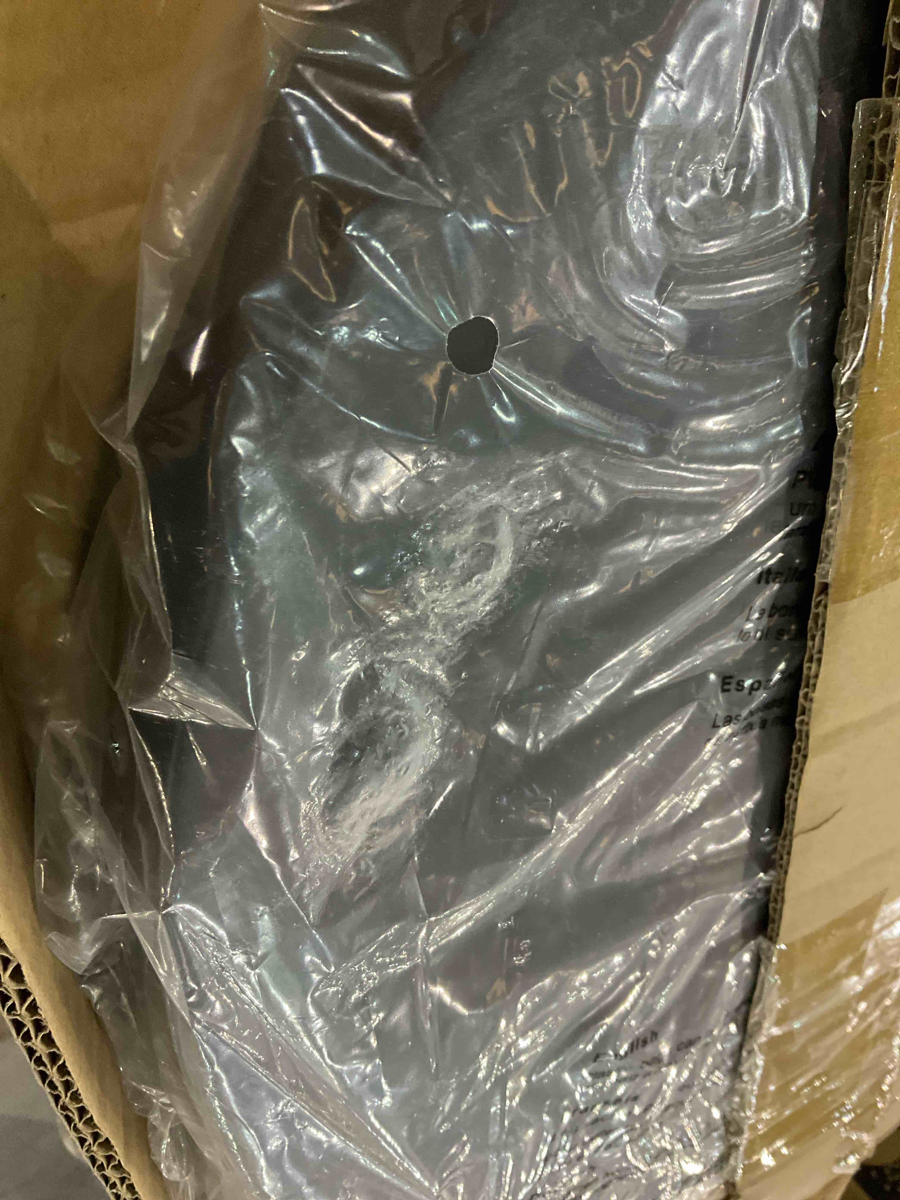 https://s3.amazonaws.com/lotting-images-prod/BargainHunt/EXS00384163_1716564480585.jpeg