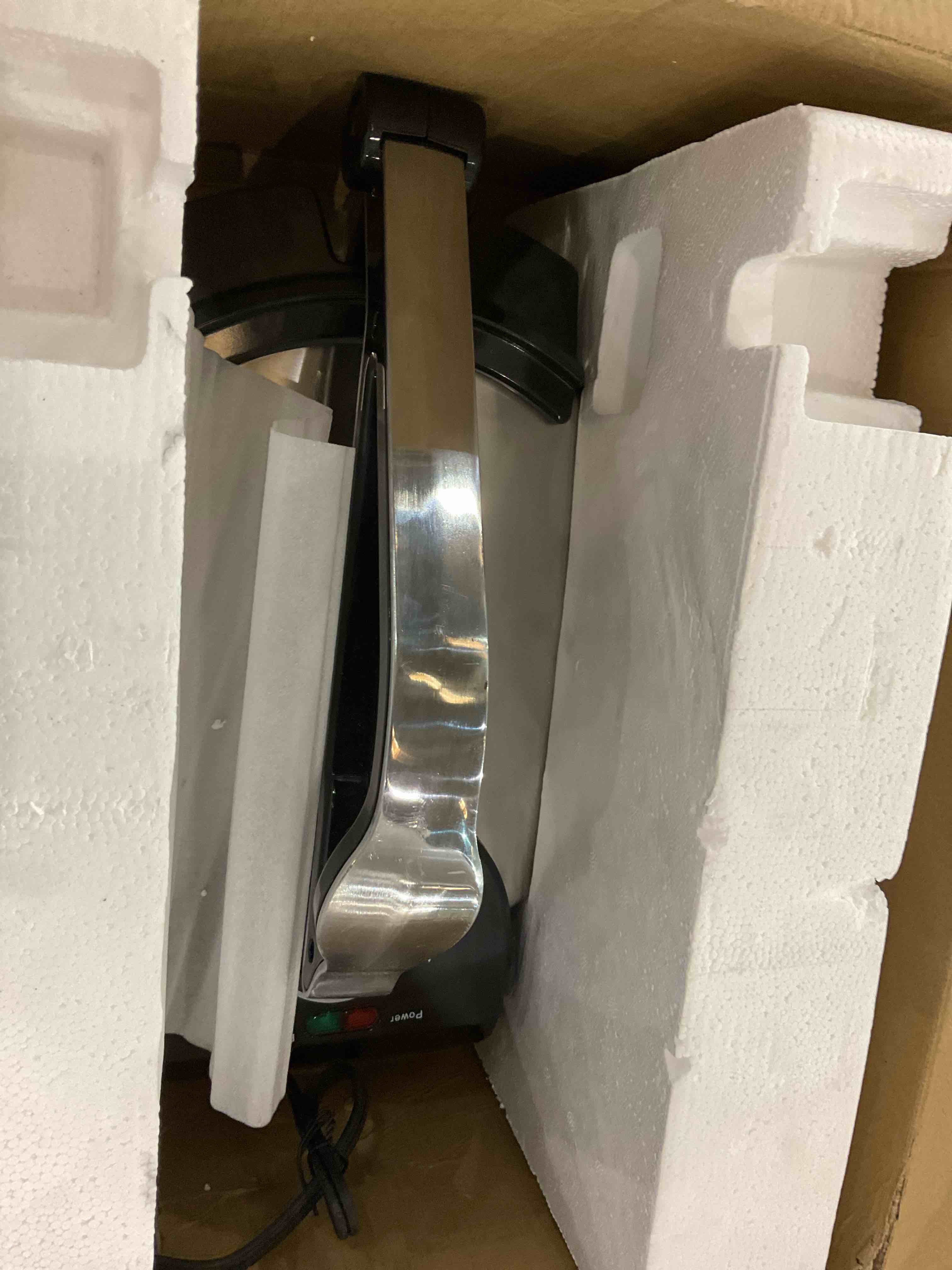 Brentwood Electric Tortilla Maker Non-Stick, 10-inch, Brushed Stainless Steel/Black