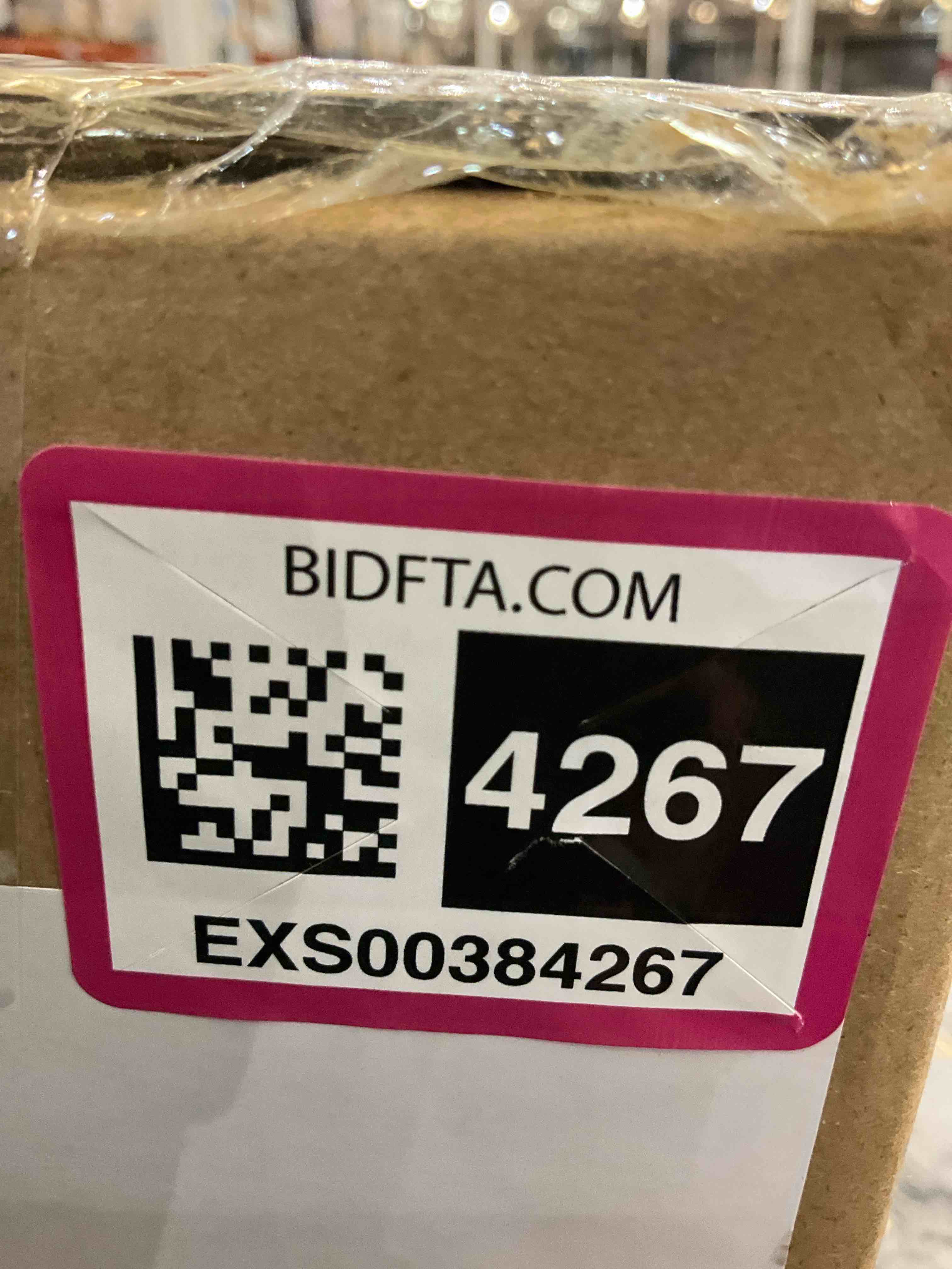 https://s3.amazonaws.com/lotting-images-prod/BargainHunt/EXS00384267_1716921352098.jpeg