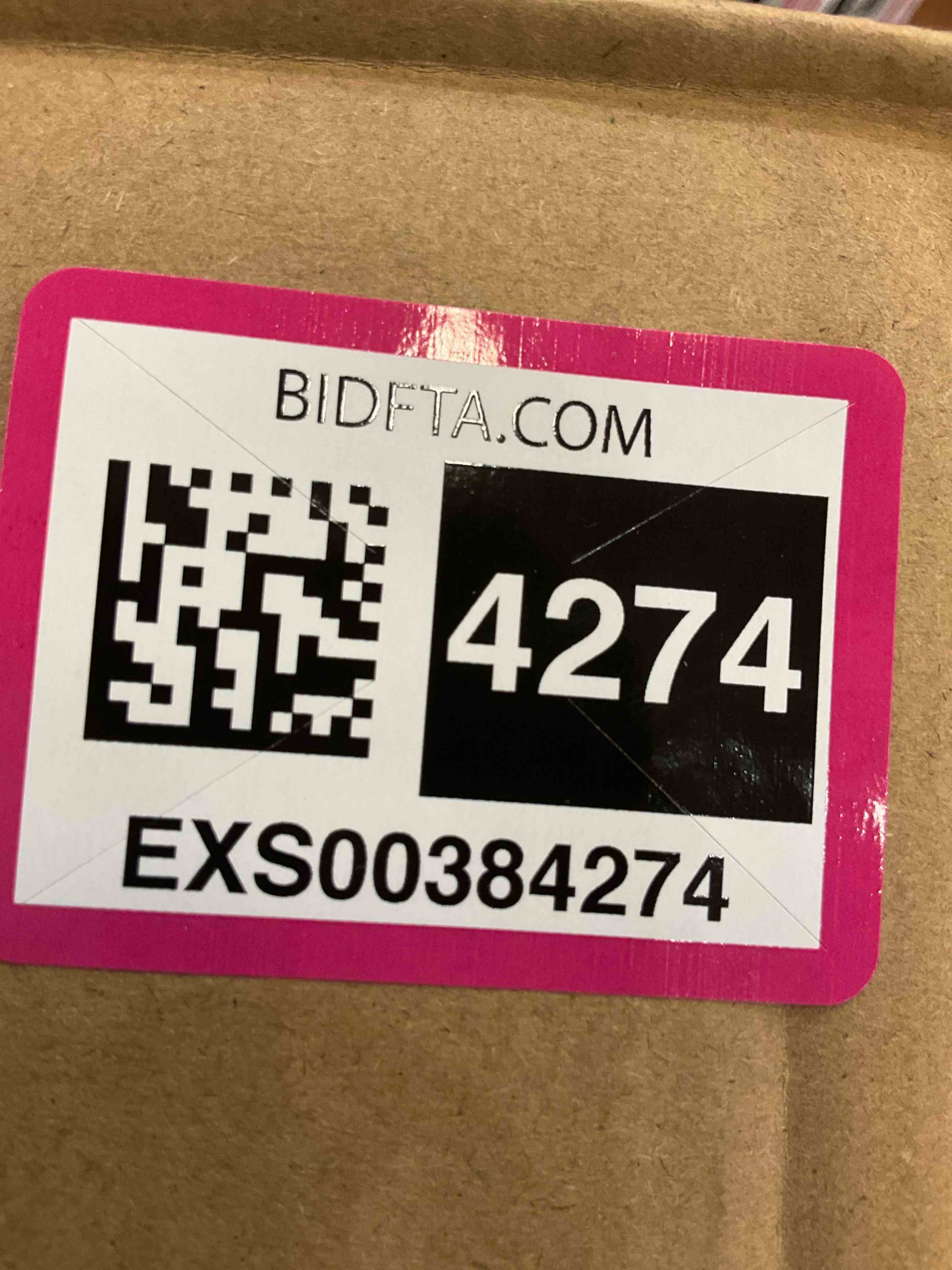 https://s3.amazonaws.com/lotting-images-prod/BargainHunt/EXS00384274_1716922357392.jpeg