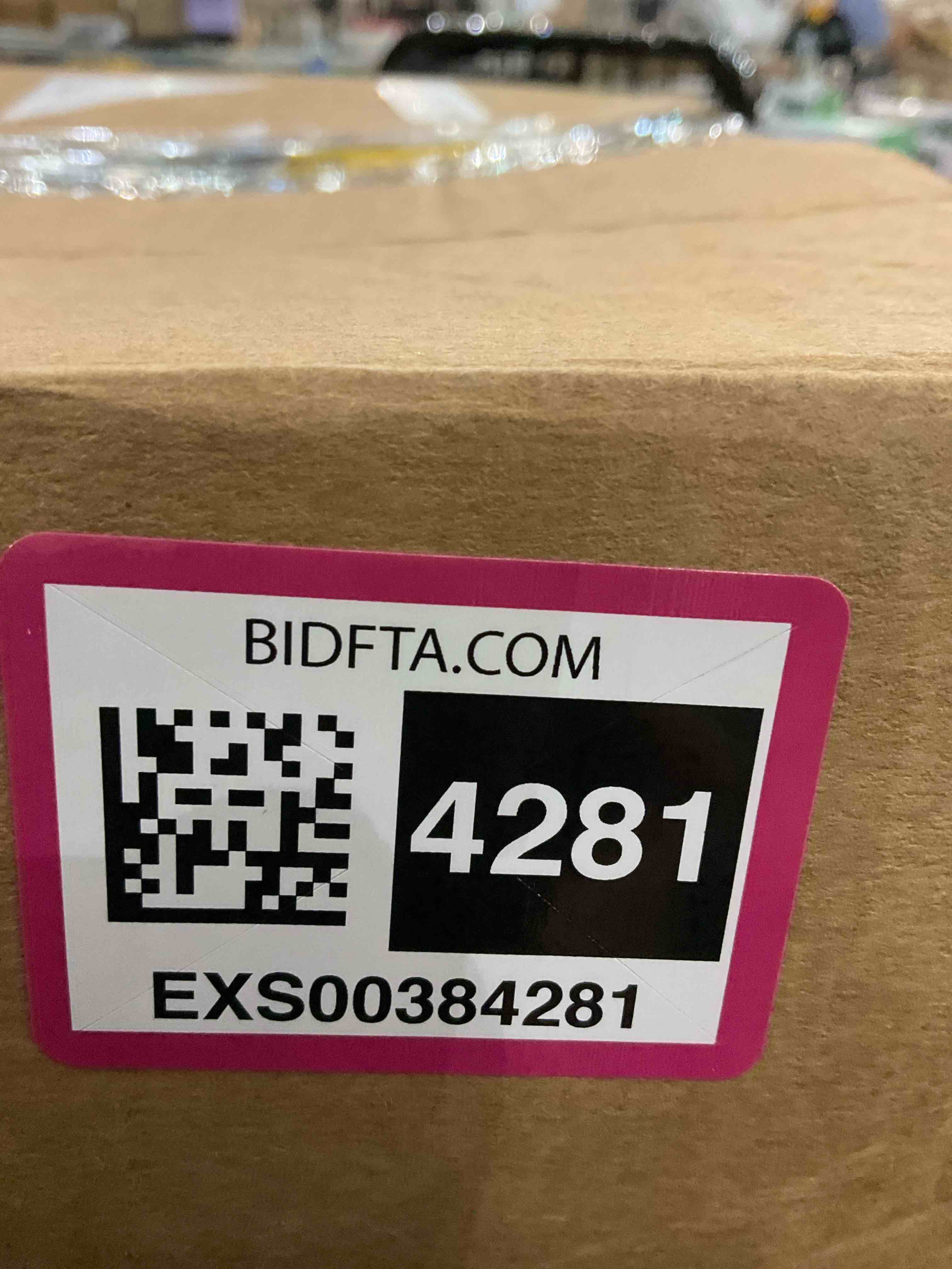 https://s3.amazonaws.com/lotting-images-prod/BargainHunt/EXS00384281_1716923152970.jpeg