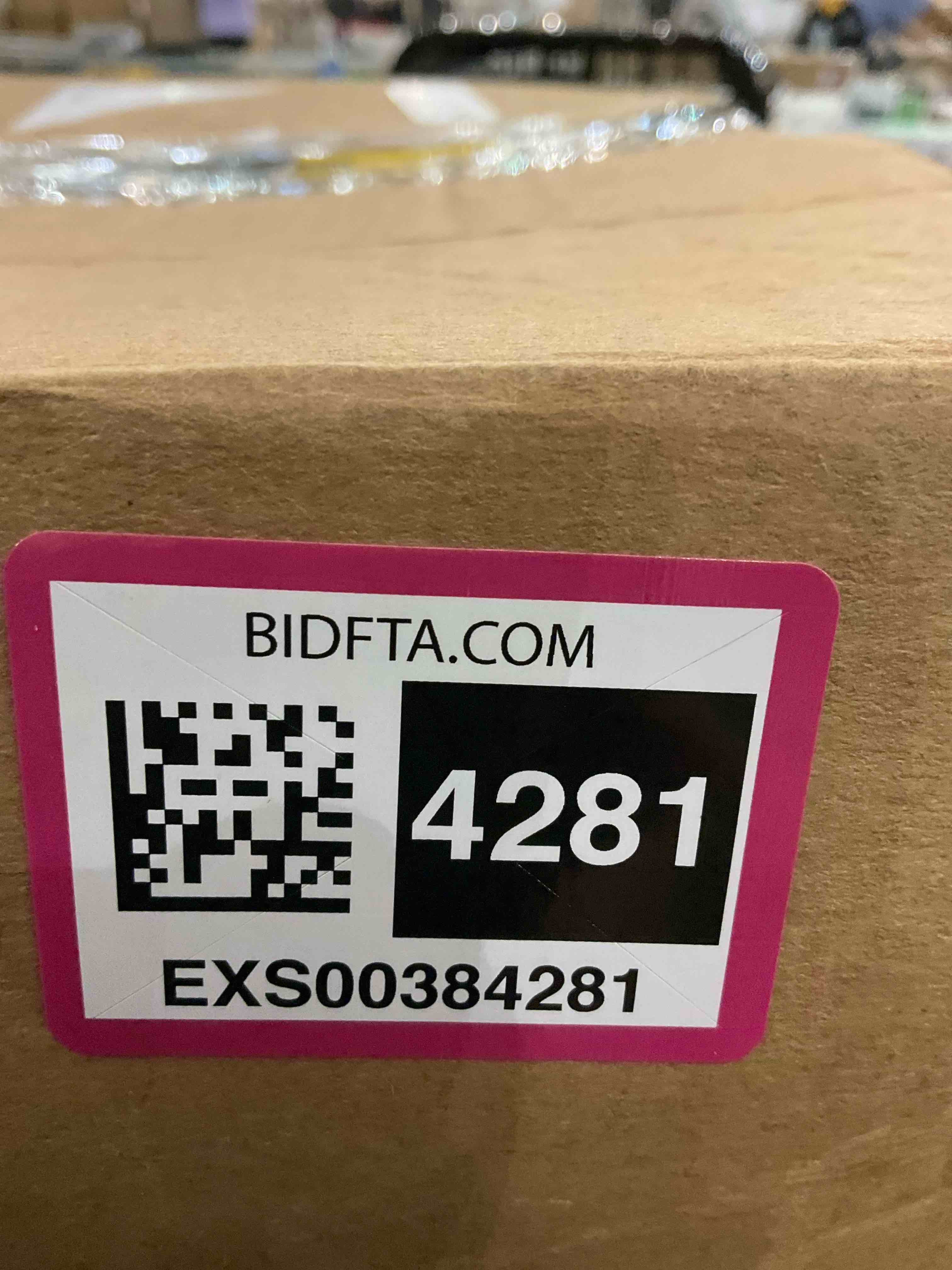 https://s3.amazonaws.com/lotting-images-prod/BargainHunt/EXS00384281_1716923154026.jpeg