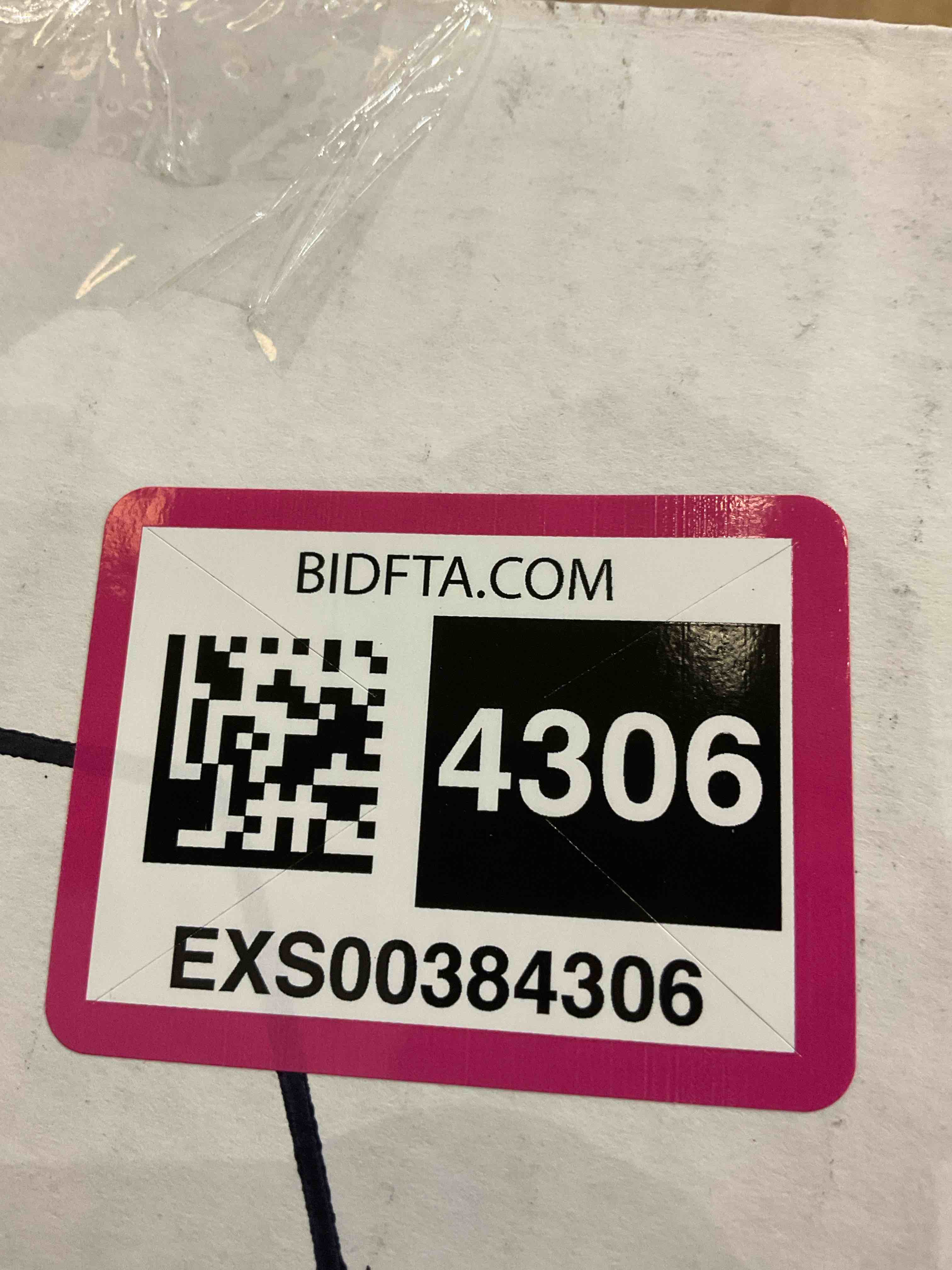 https://s3.amazonaws.com/lotting-images-prod/BargainHunt/EXS00384306_1717073082340.jpeg