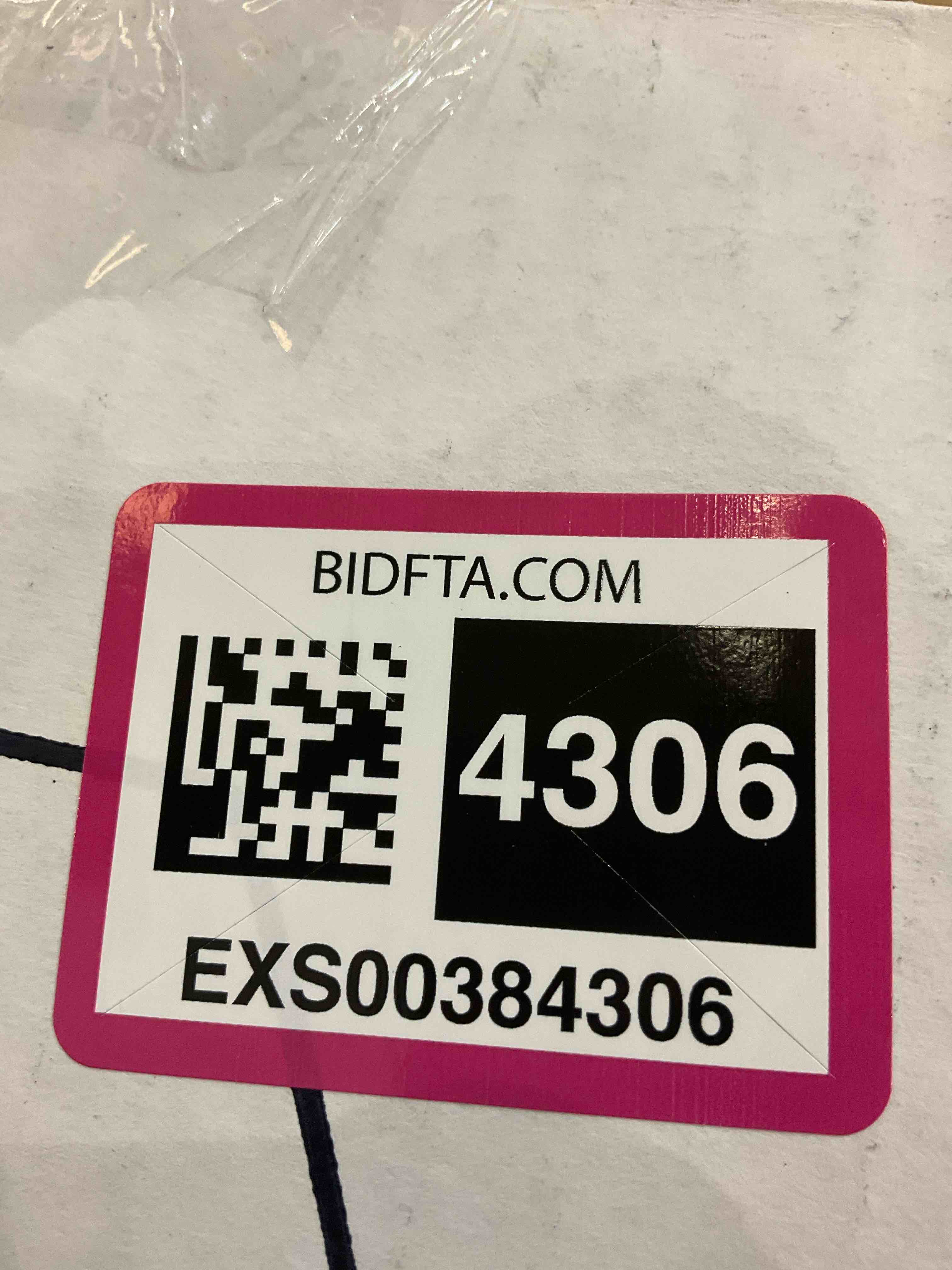 https://s3.amazonaws.com/lotting-images-prod/BargainHunt/EXS00384306_1717073083453.jpeg