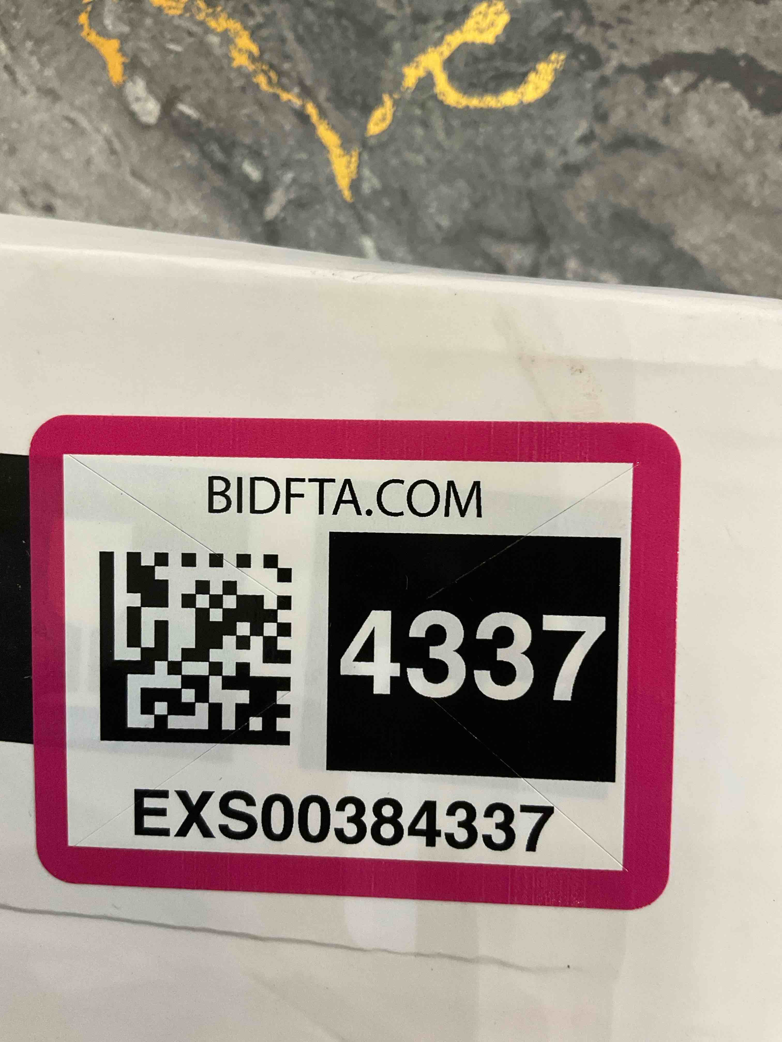 https://s3.amazonaws.com/lotting-images-prod/BargainHunt/EXS00384337_1717082995002.jpeg