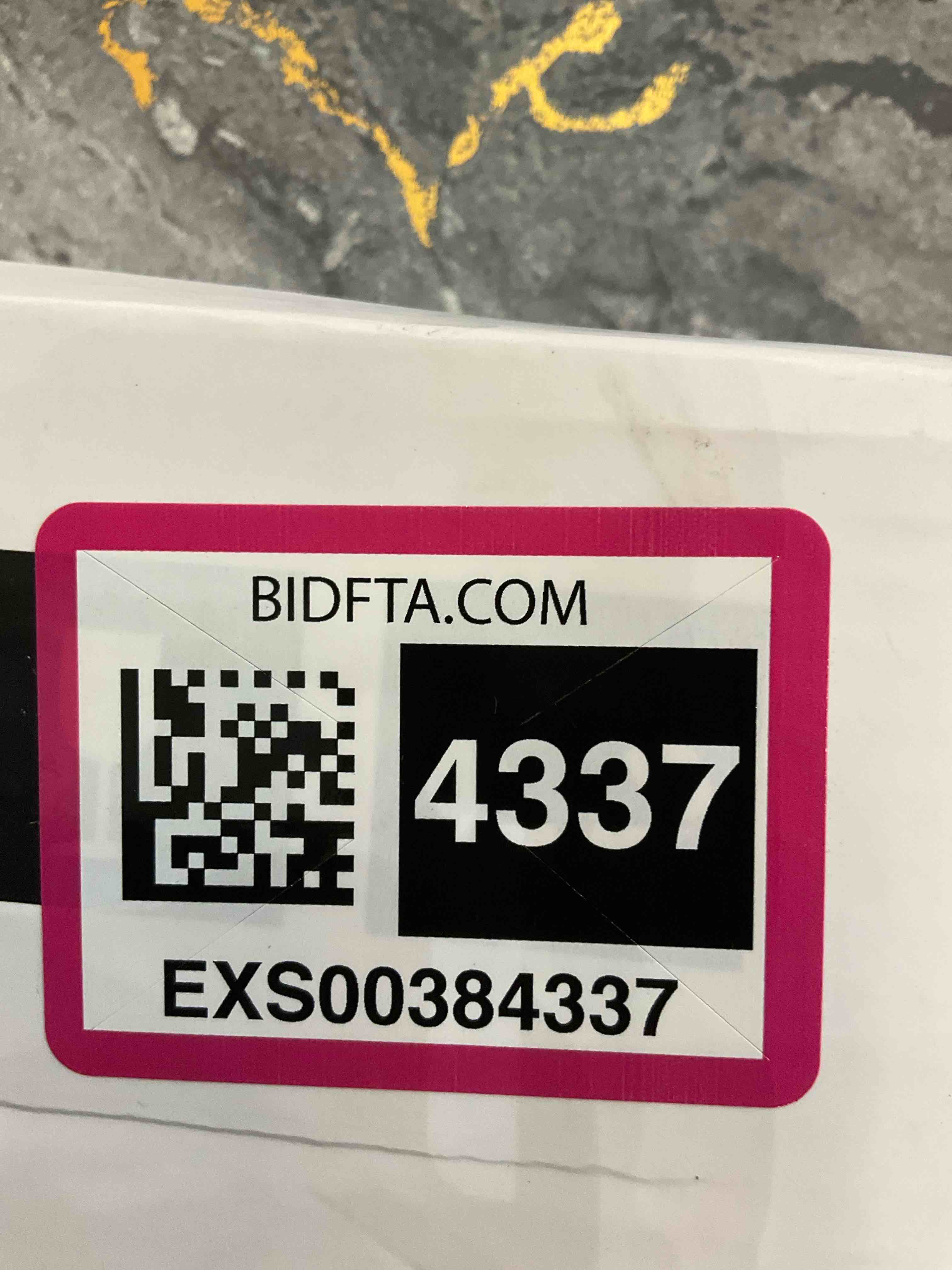 https://s3.amazonaws.com/lotting-images-prod/BargainHunt/EXS00384337_1717082995910.jpeg