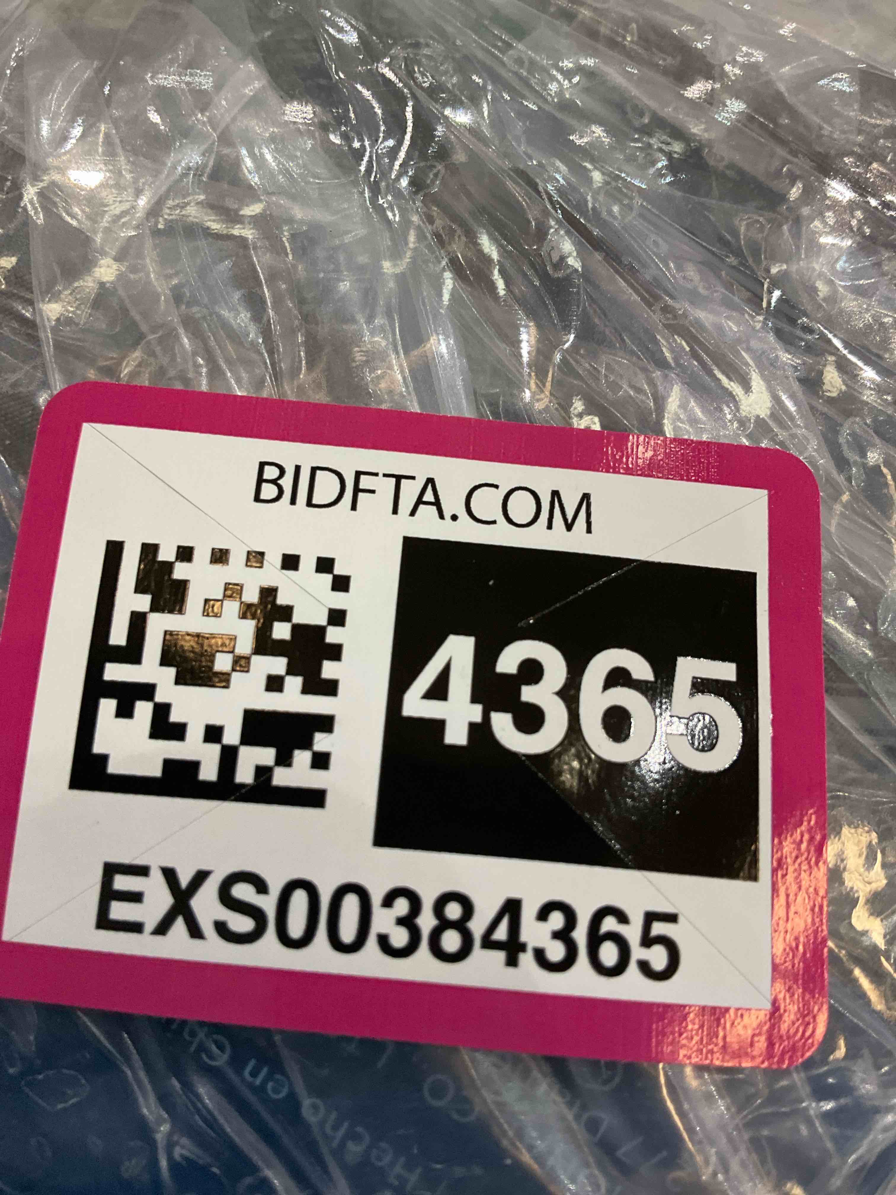 https://s3.amazonaws.com/lotting-images-prod/BargainHunt/EXS00384365_1717095608718.jpeg