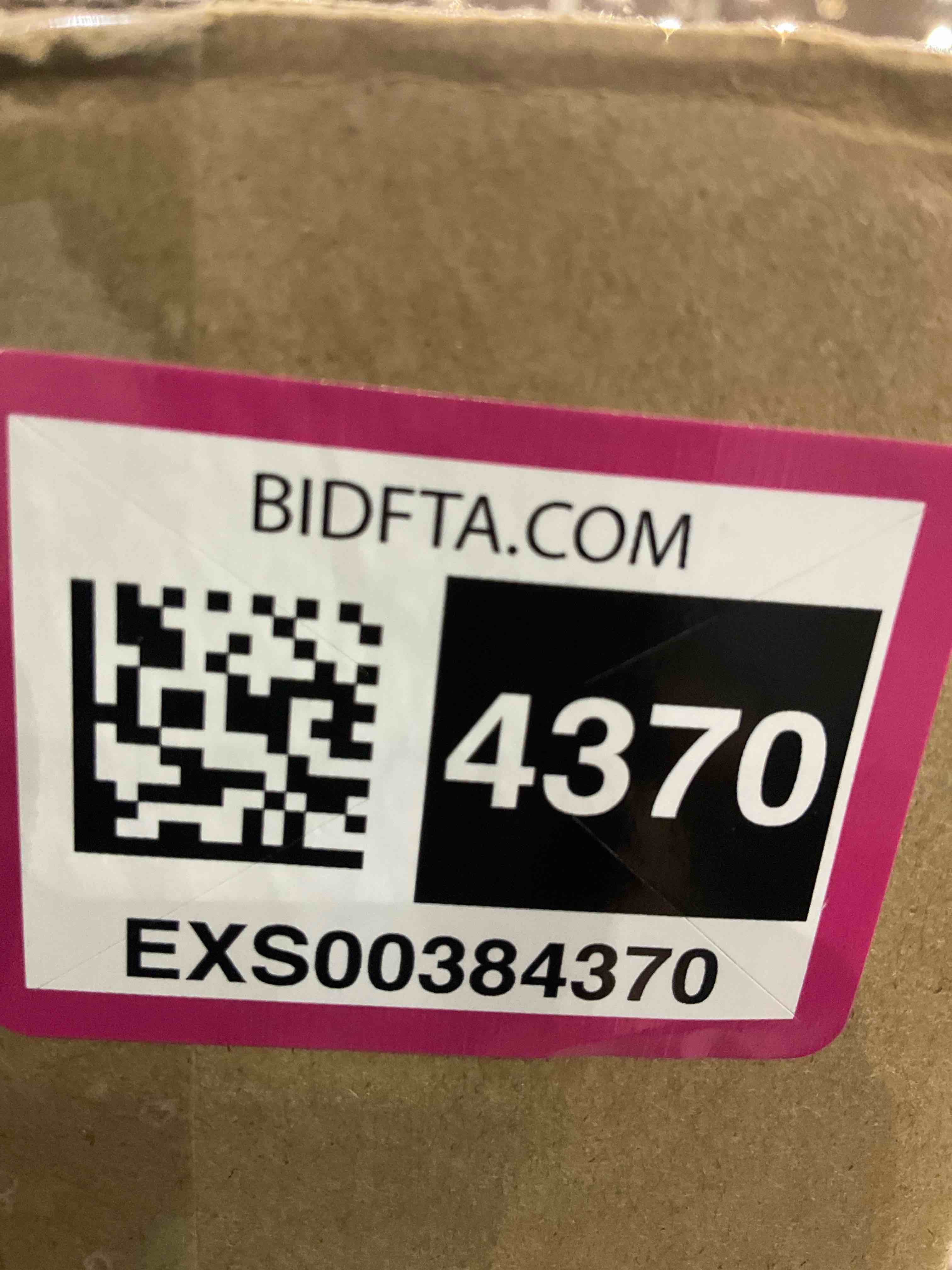 https://s3.amazonaws.com/lotting-images-prod/BargainHunt/EXS00384370_1717154651663.jpeg