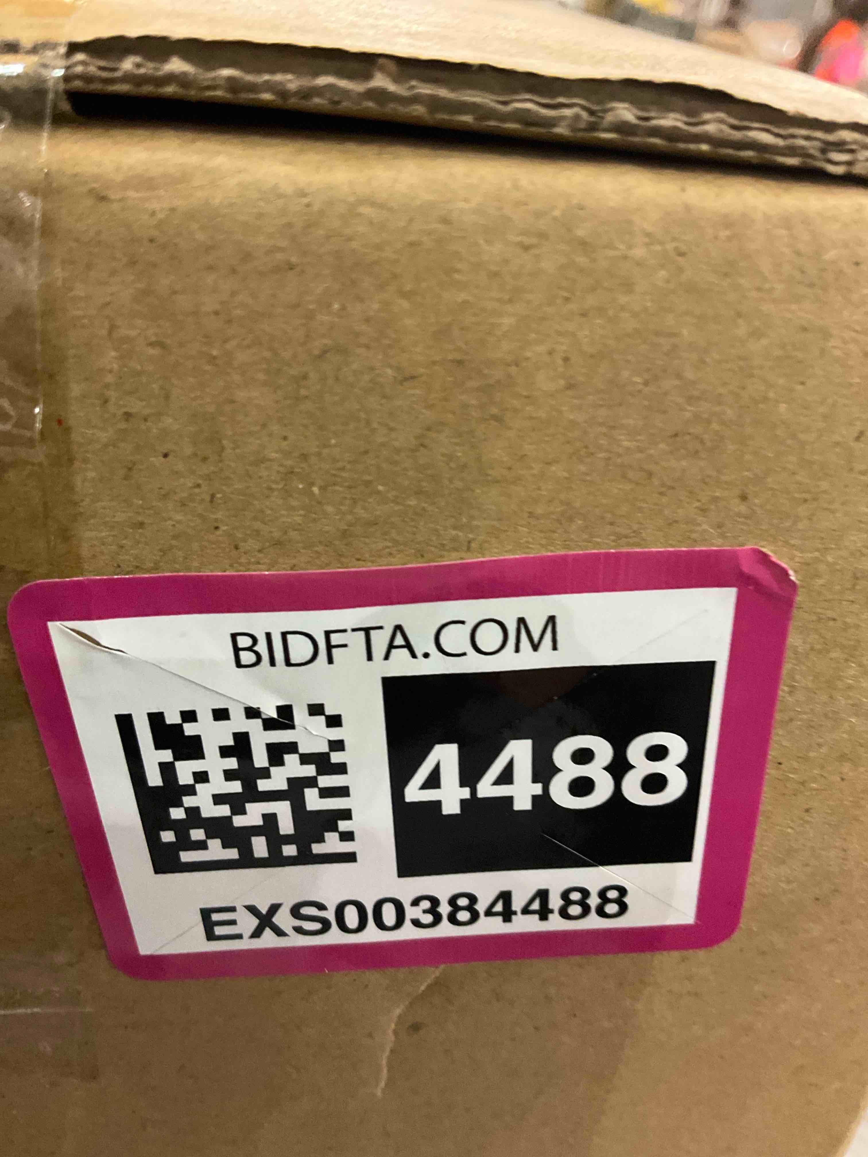 https://s3.amazonaws.com/lotting-images-prod/BargainHunt/EXS00384488_1717428250563.jpeg