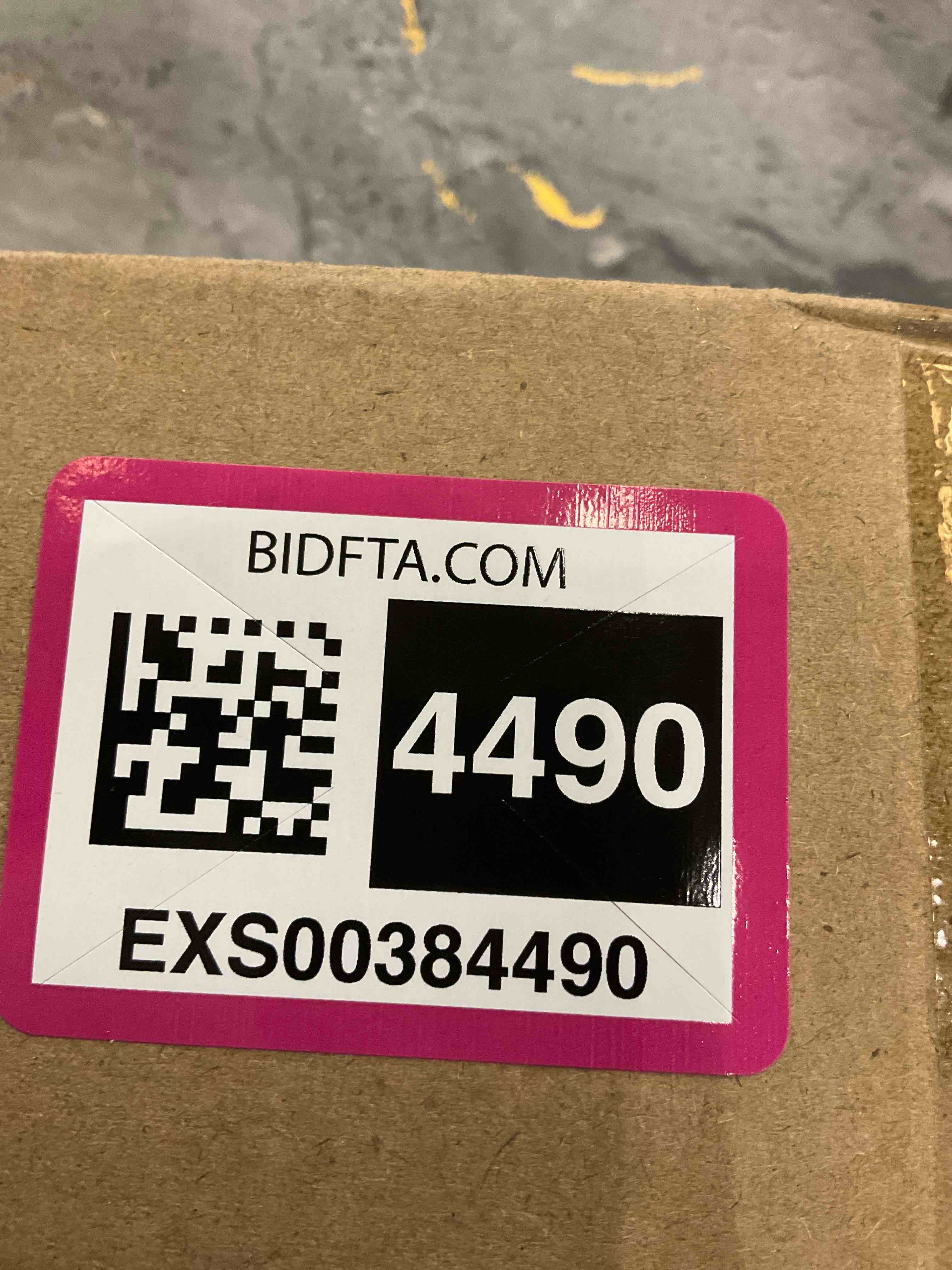 https://s3.amazonaws.com/lotting-images-prod/BargainHunt/EXS00384490_1717428371100.jpeg