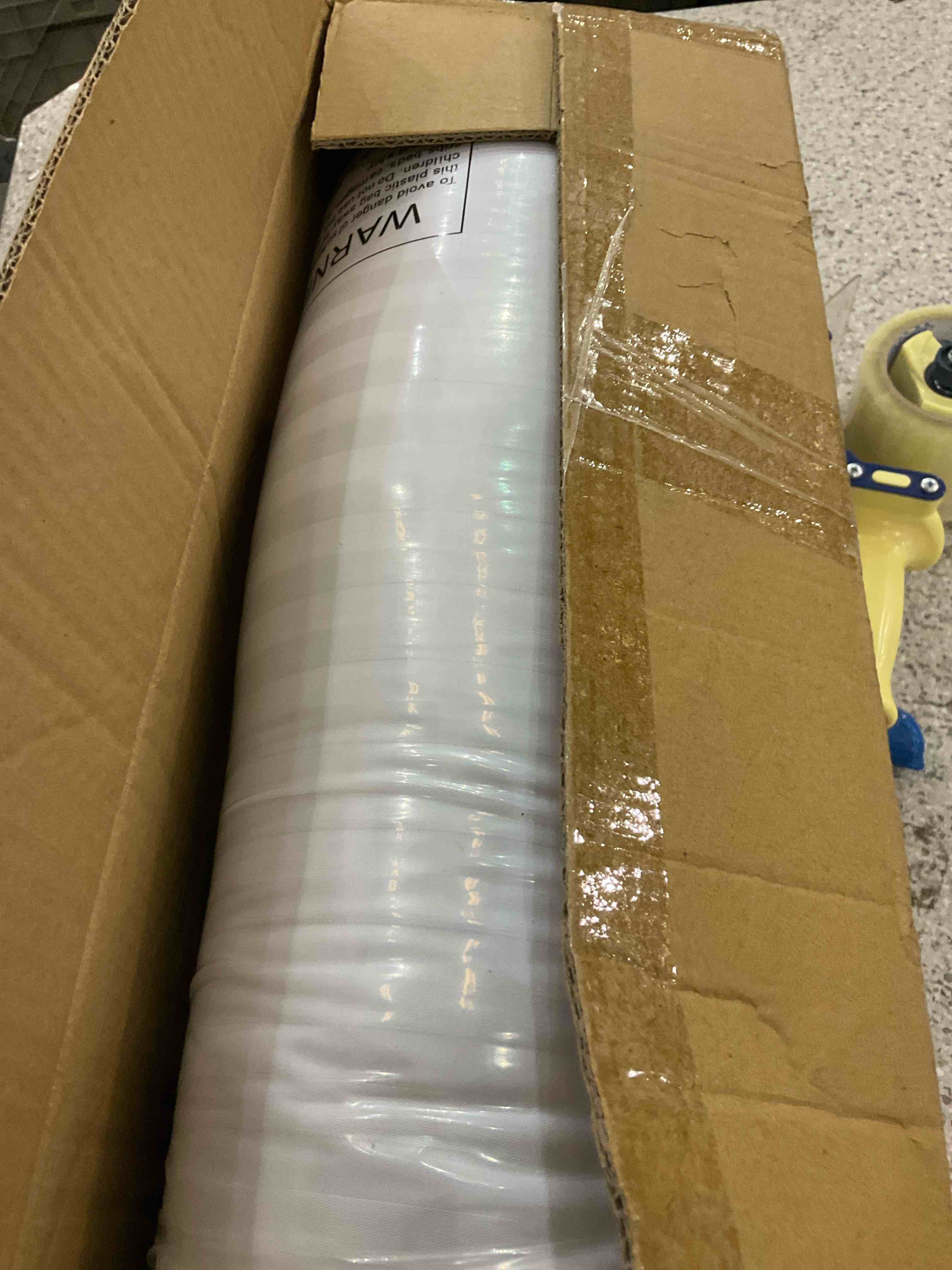https://s3.amazonaws.com/lotting-images-prod/BargainHunt/EXS00384599_1715783226444.jpeg
