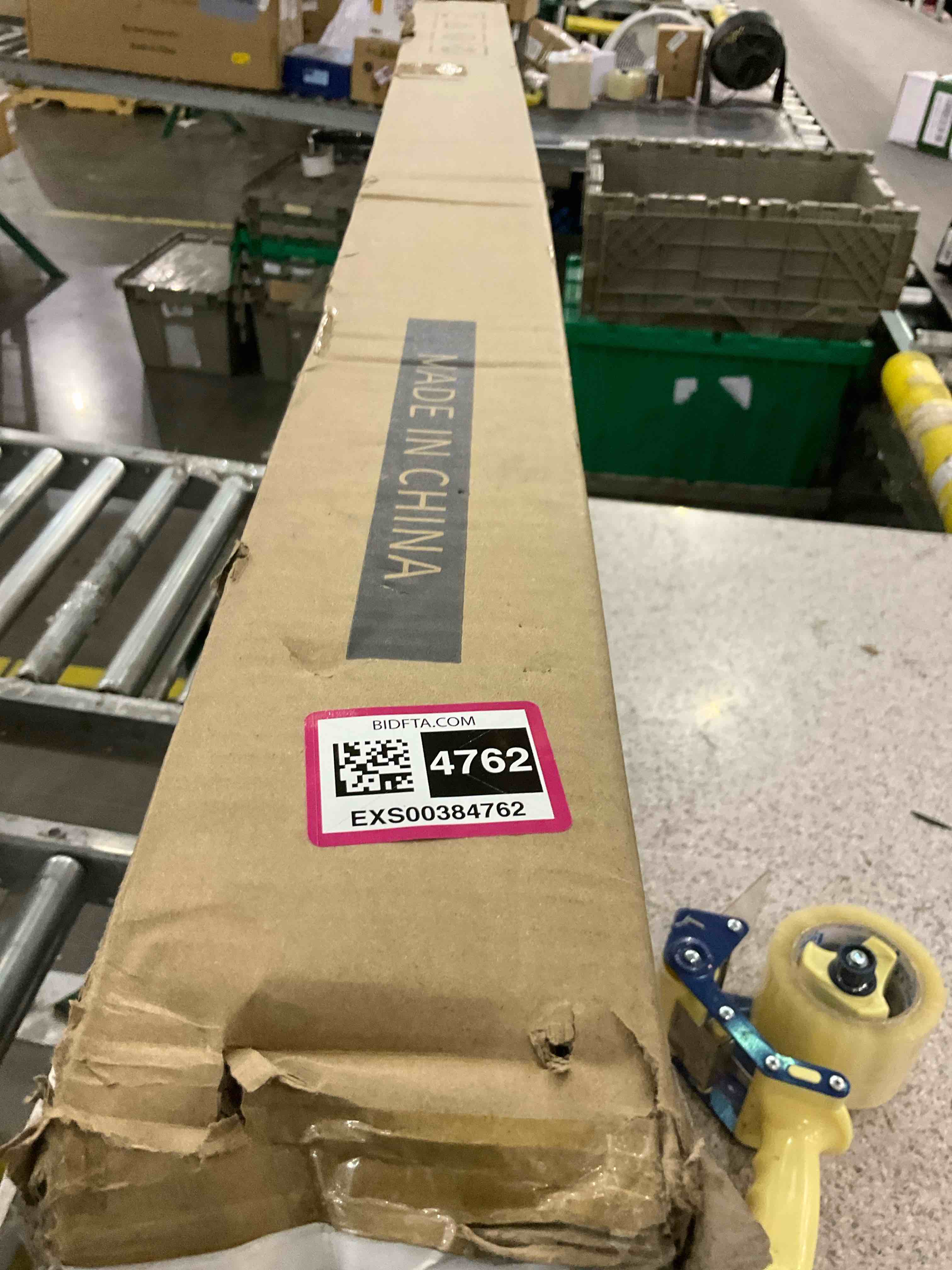 https://s3.amazonaws.com/lotting-images-prod/BargainHunt/EXS00384762_1715866185699.jpeg