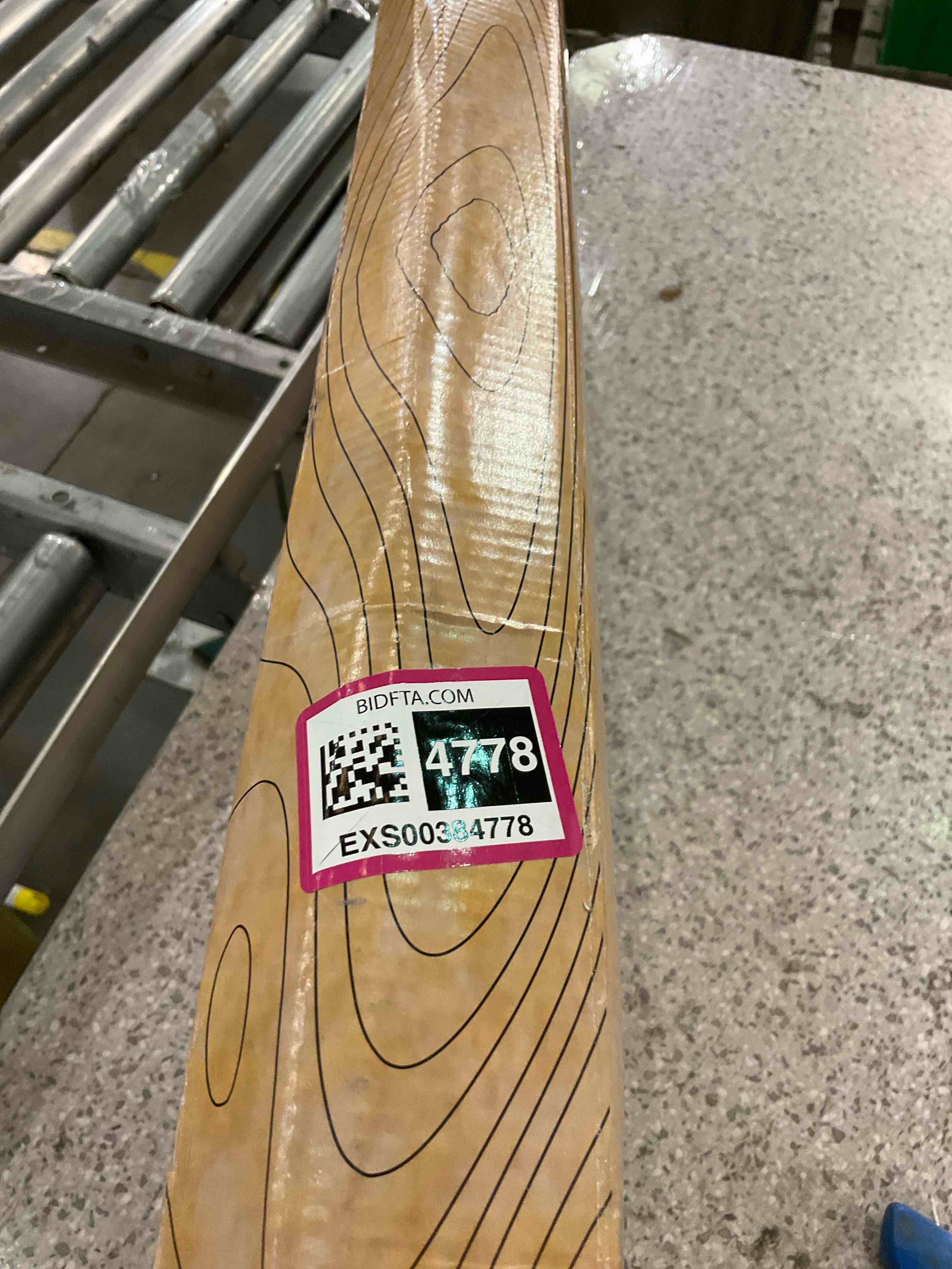 https://s3.amazonaws.com/lotting-images-prod/BargainHunt/EXS00384778_1715867999888.jpeg