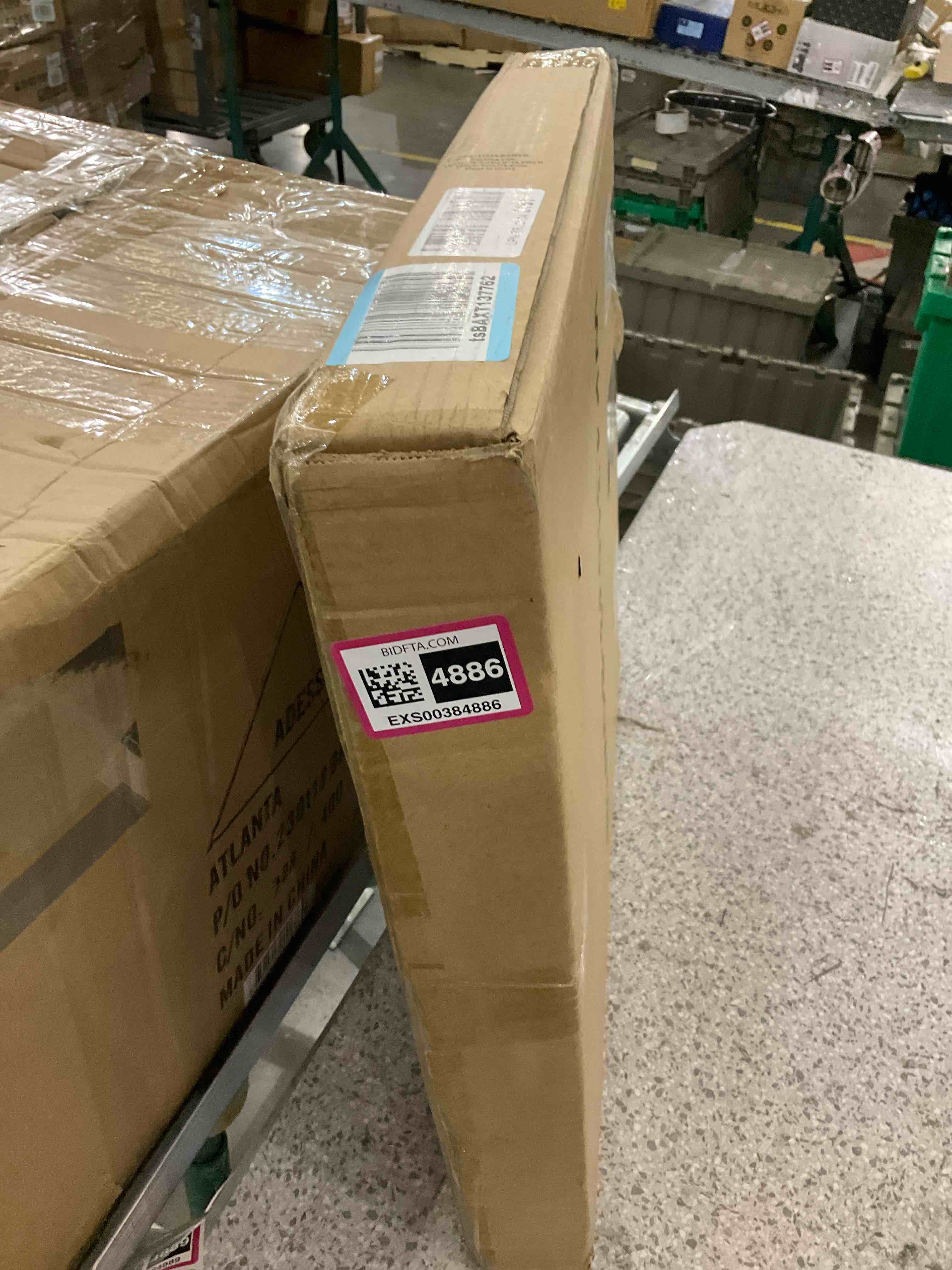 https://s3.amazonaws.com/lotting-images-prod/BargainHunt/EXS00384886_1715879597626.jpeg