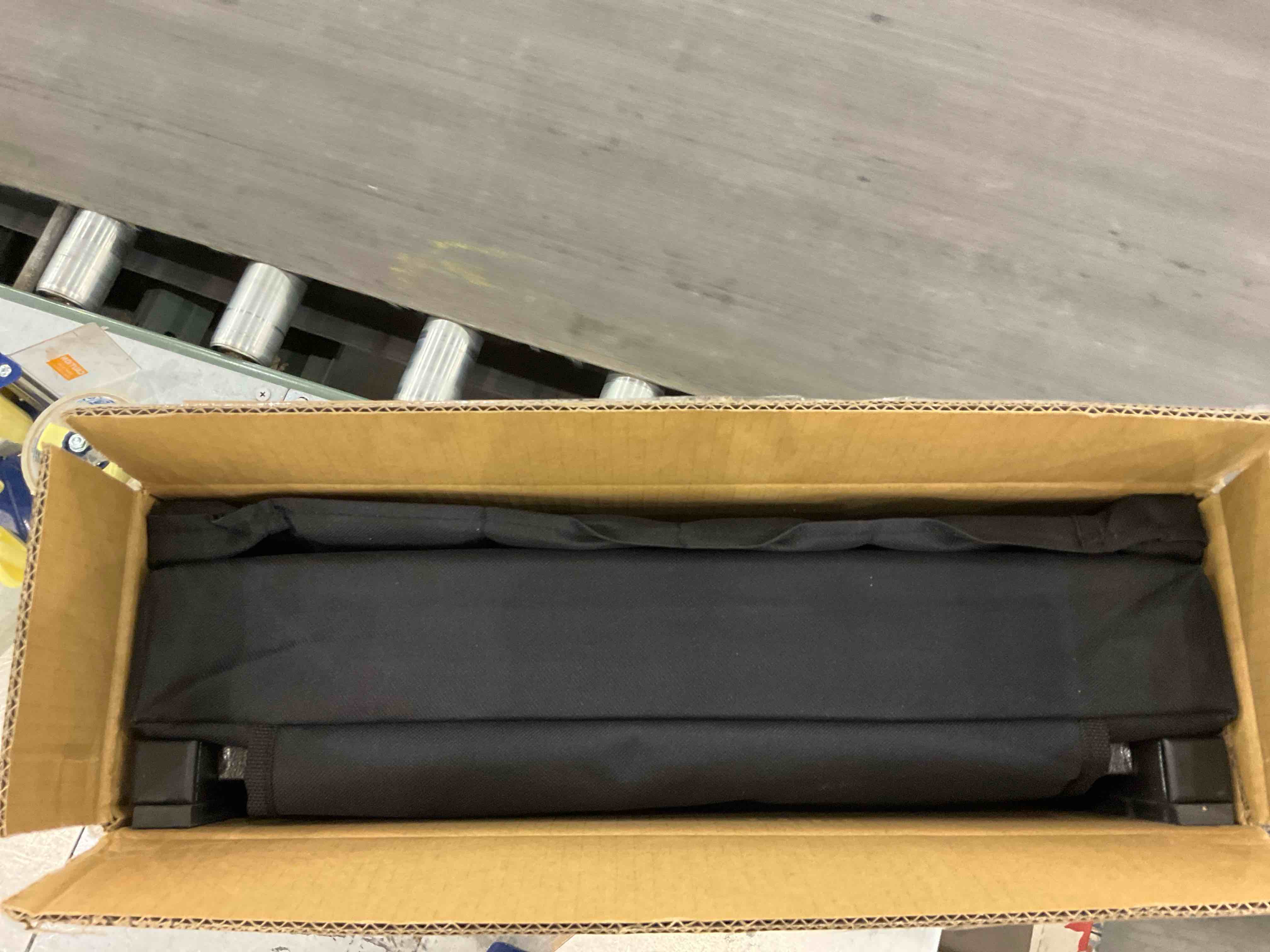 https://s3.amazonaws.com/lotting-images-prod/BargainHunt/EXS00385169_1709323220714.jpeg