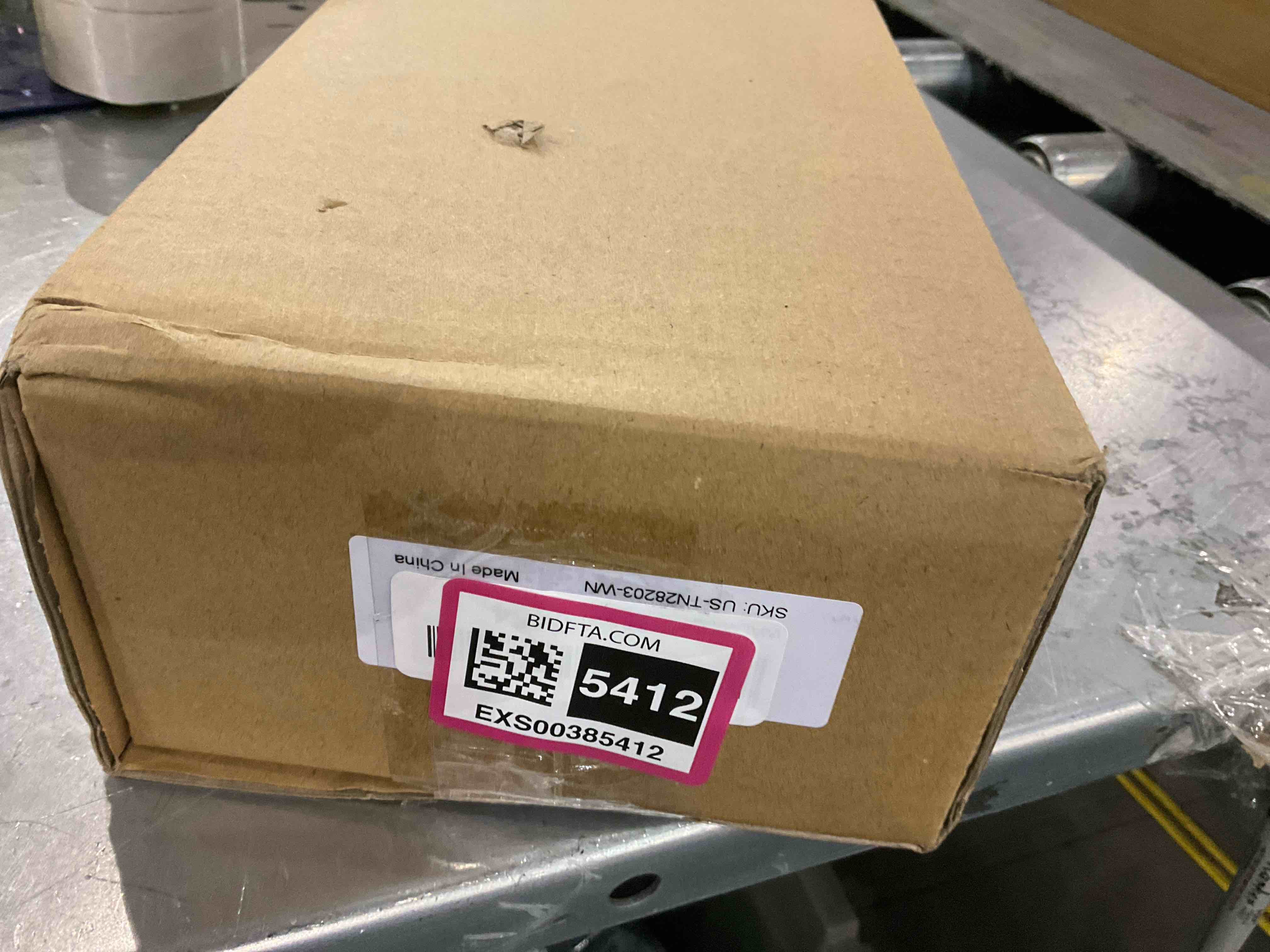 https://s3.amazonaws.com/lotting-images-prod/BargainHunt/EXS00385412_1709909929529.jpeg