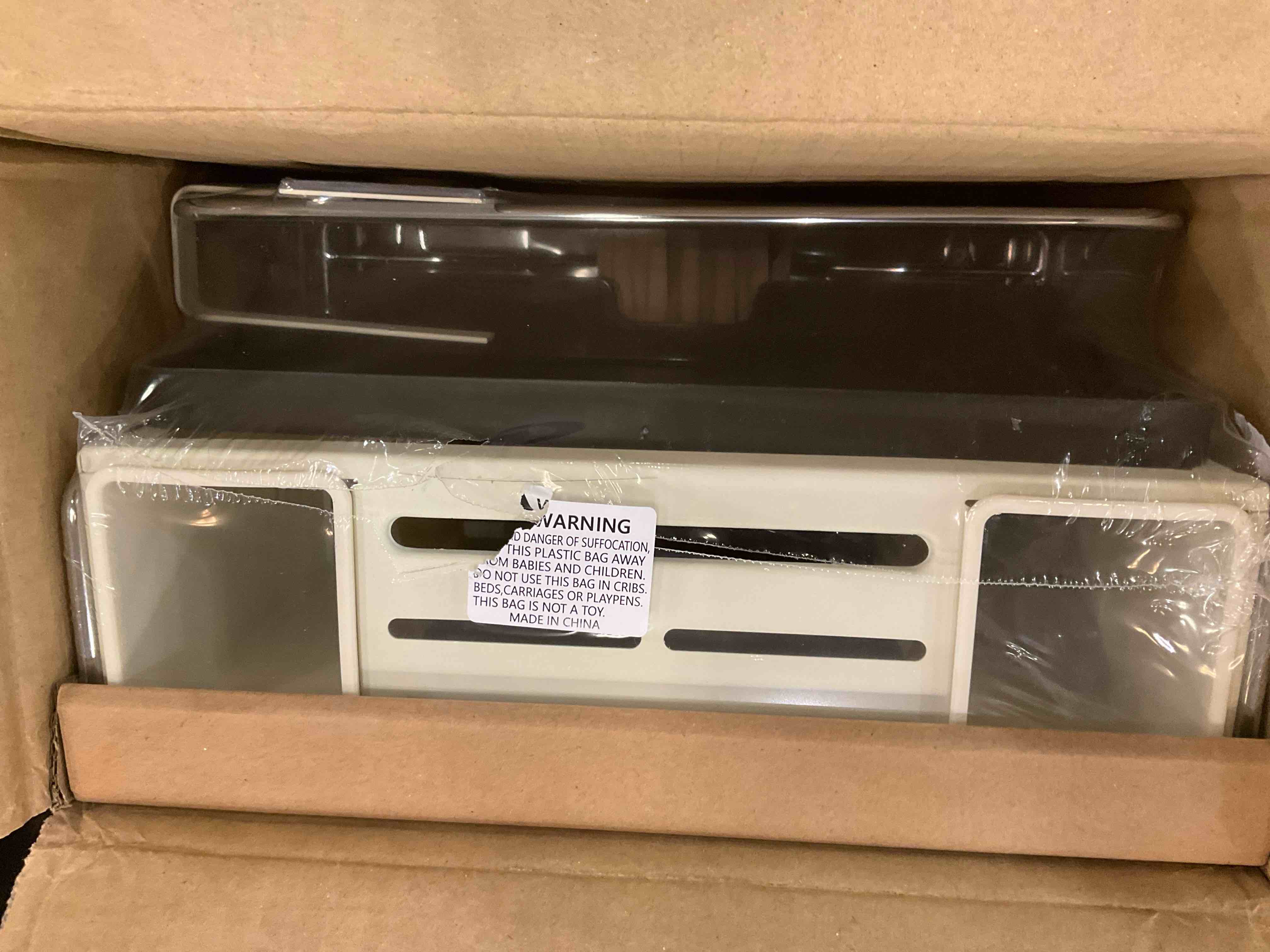 https://s3.amazonaws.com/lotting-images-prod/BargainHunt/EXS00385789_1710961378378.jpeg