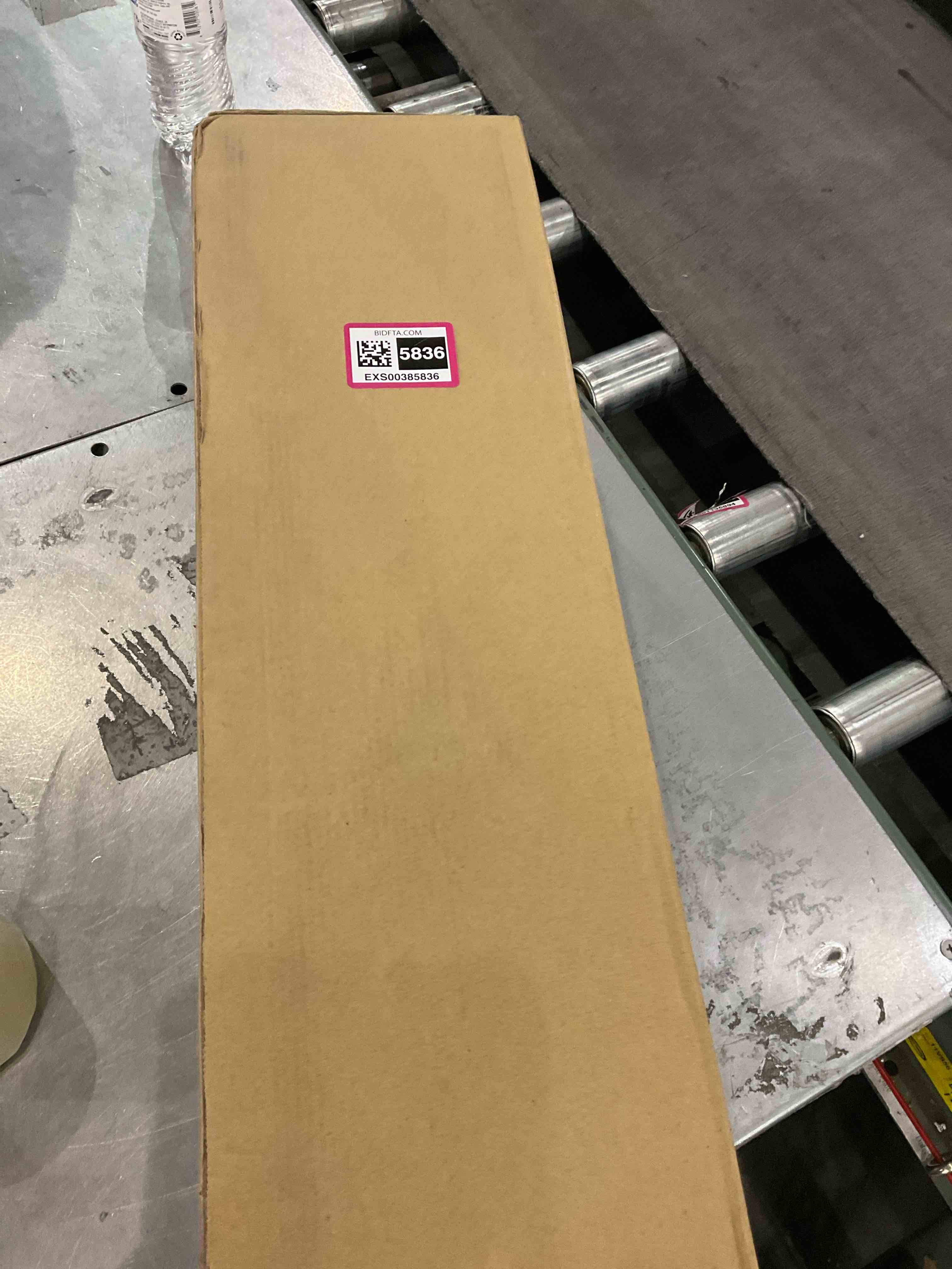 https://s3.amazonaws.com/lotting-images-prod/BargainHunt/EXS00385836_1711024840633.jpeg
