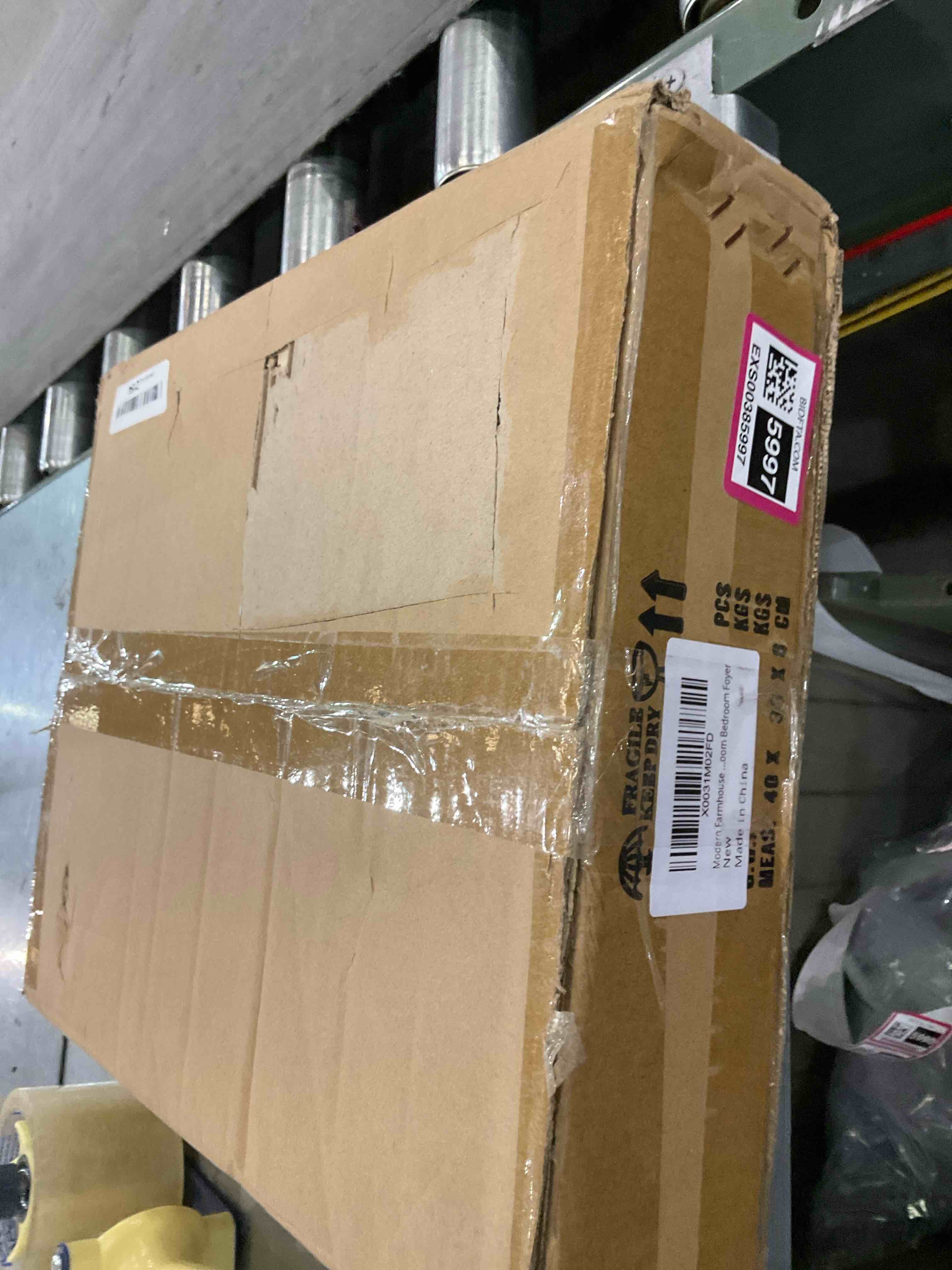 modern farmhouse bedroom foyer