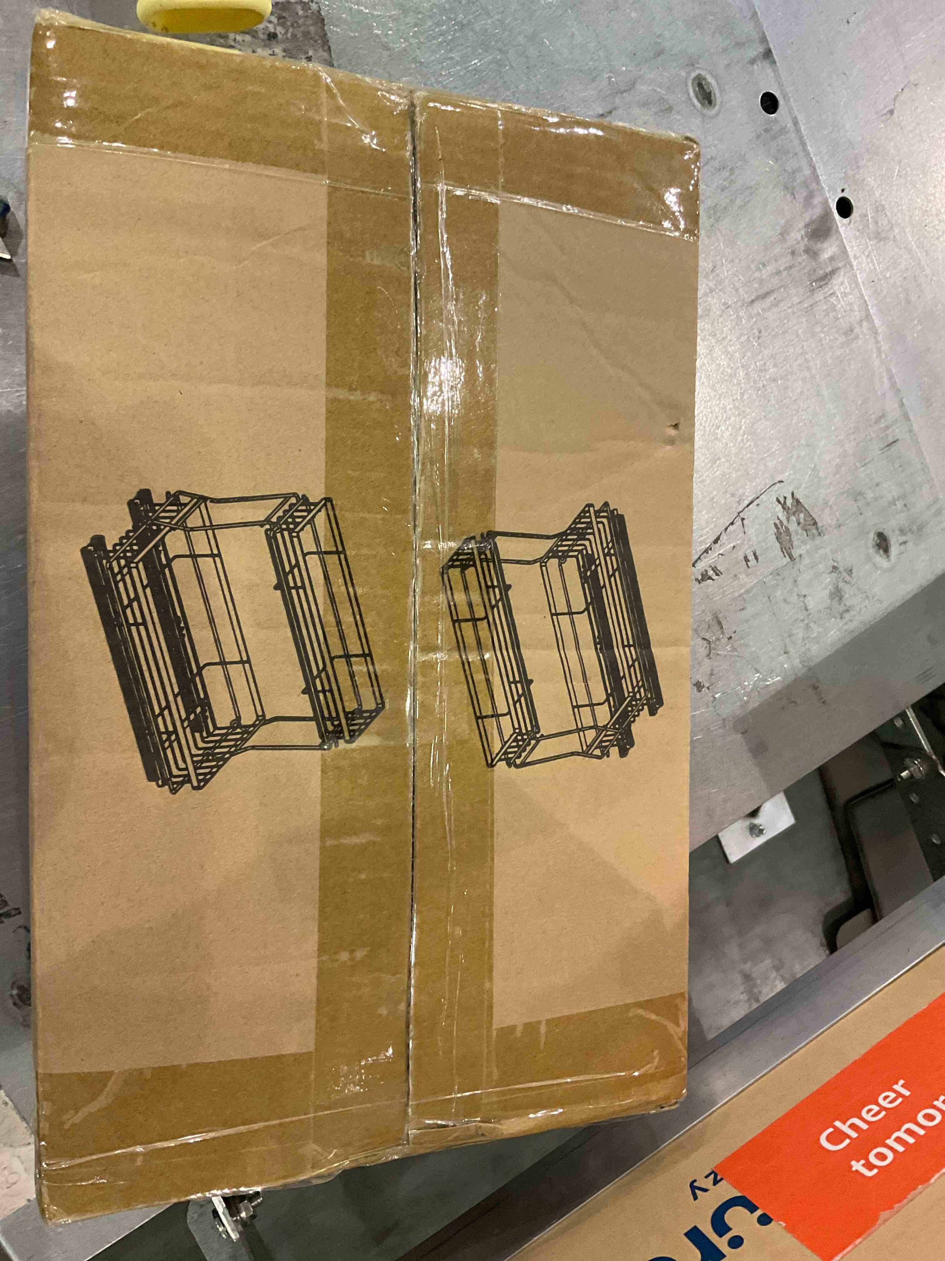 https://s3.amazonaws.com/lotting-images-prod/BargainHunt/EXS00387080_1709037281367.jpeg
