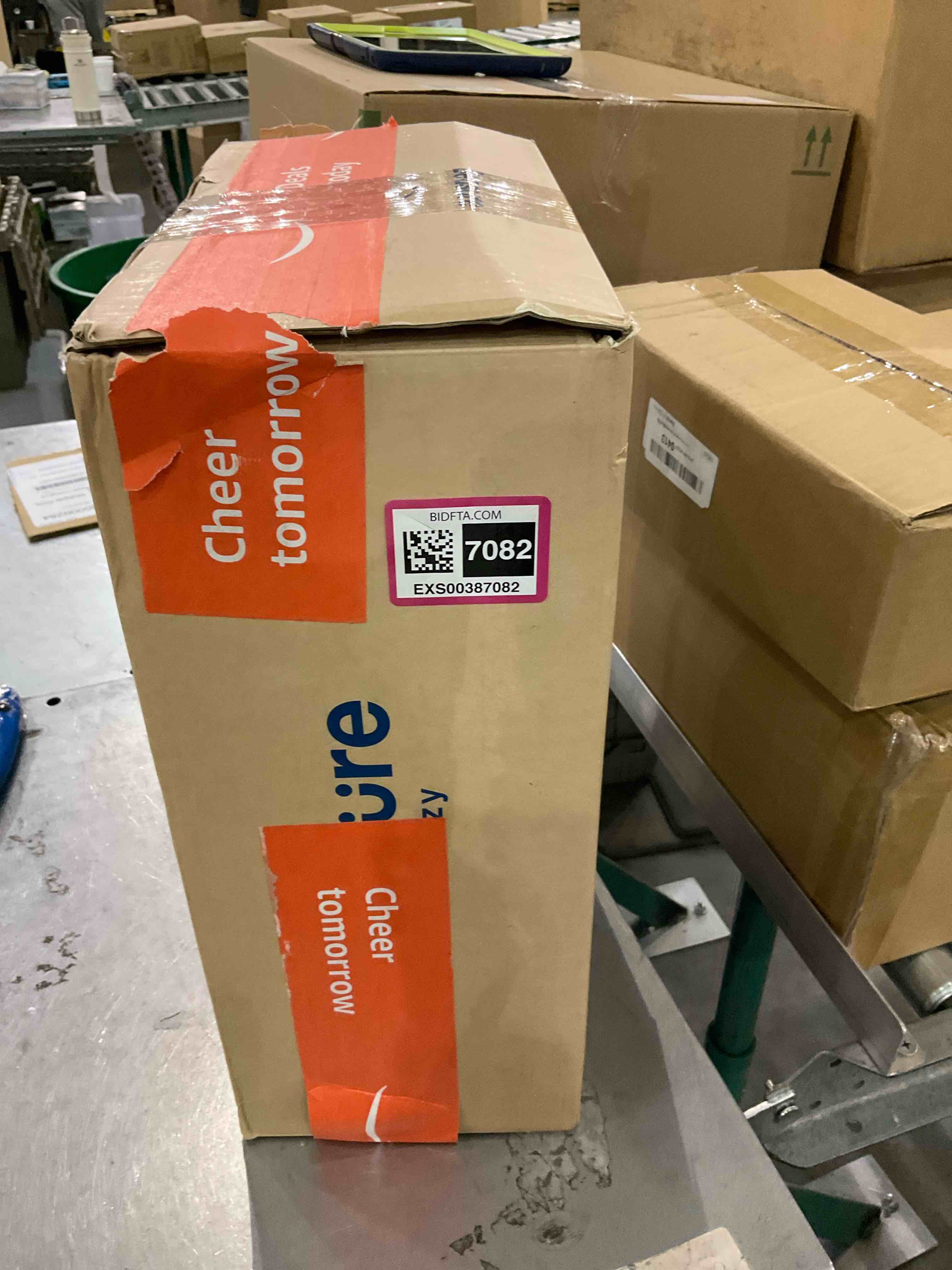 https://s3.amazonaws.com/lotting-images-prod/BargainHunt/EXS00387082_1709037614339.jpeg
