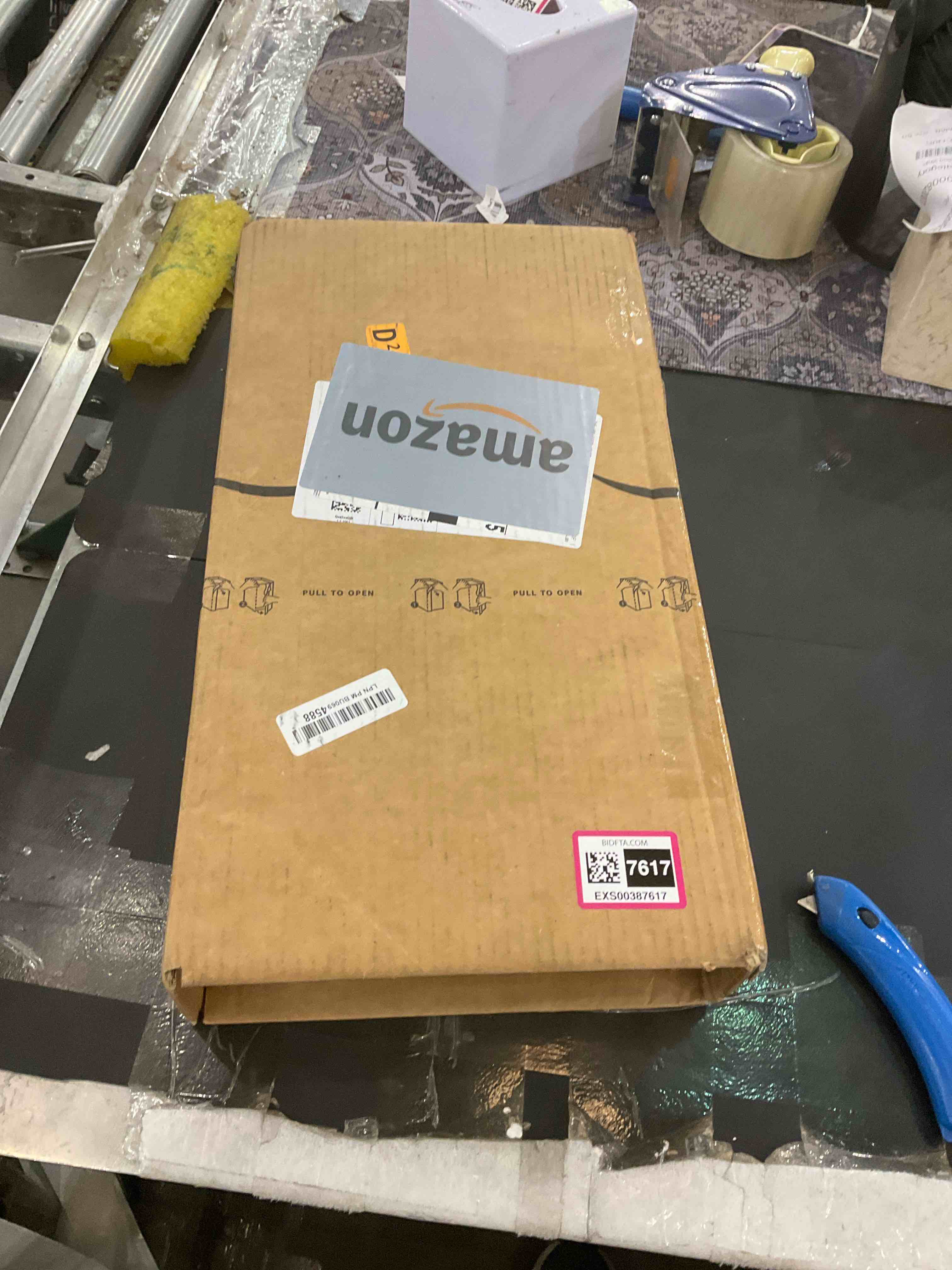 https://s3.amazonaws.com/lotting-images-prod/BargainHunt/EXS00387617_1715267685463.jpeg
