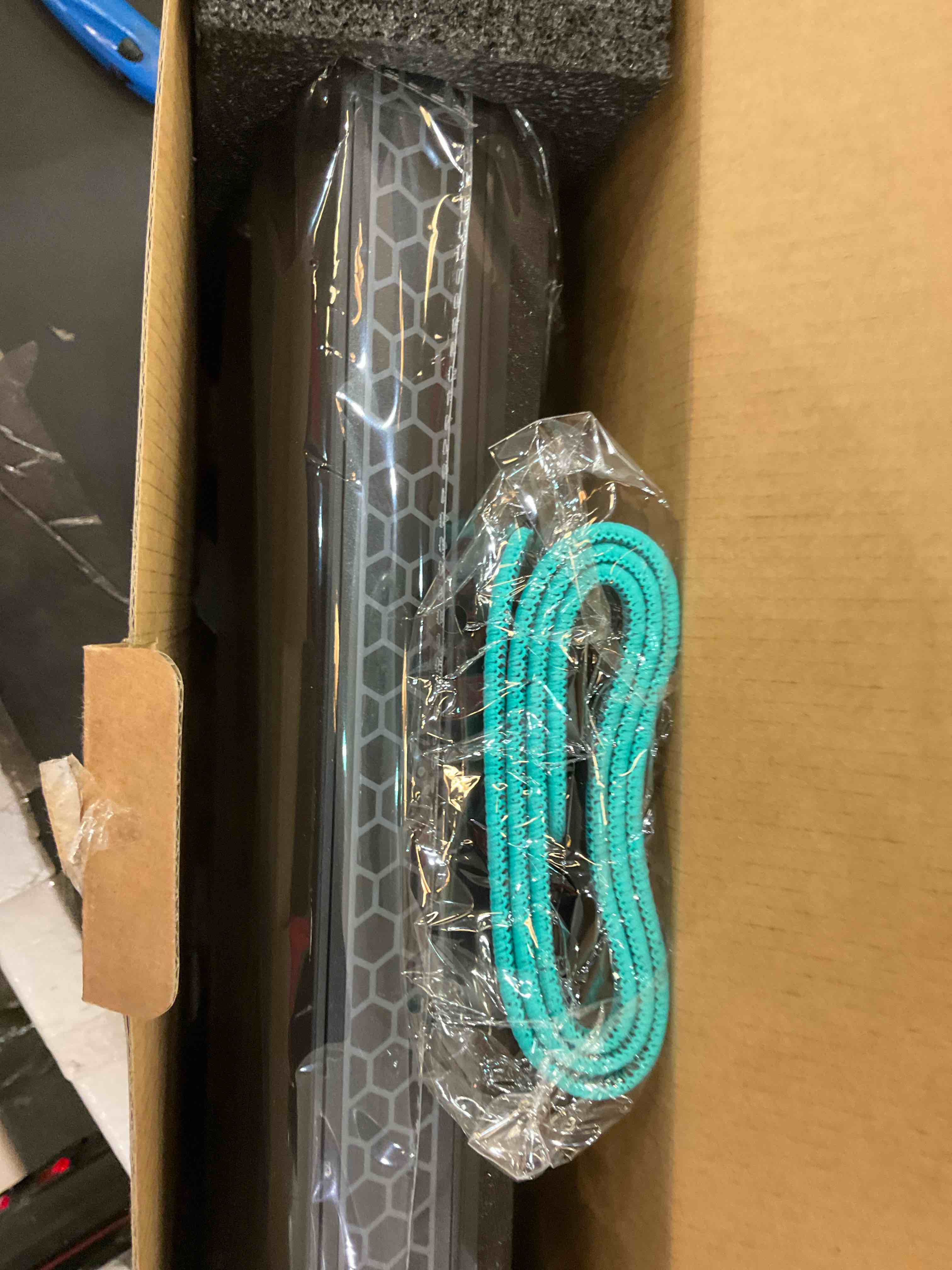 https://s3.amazonaws.com/lotting-images-prod/BargainHunt/EXS00387976_1716219177151.jpeg