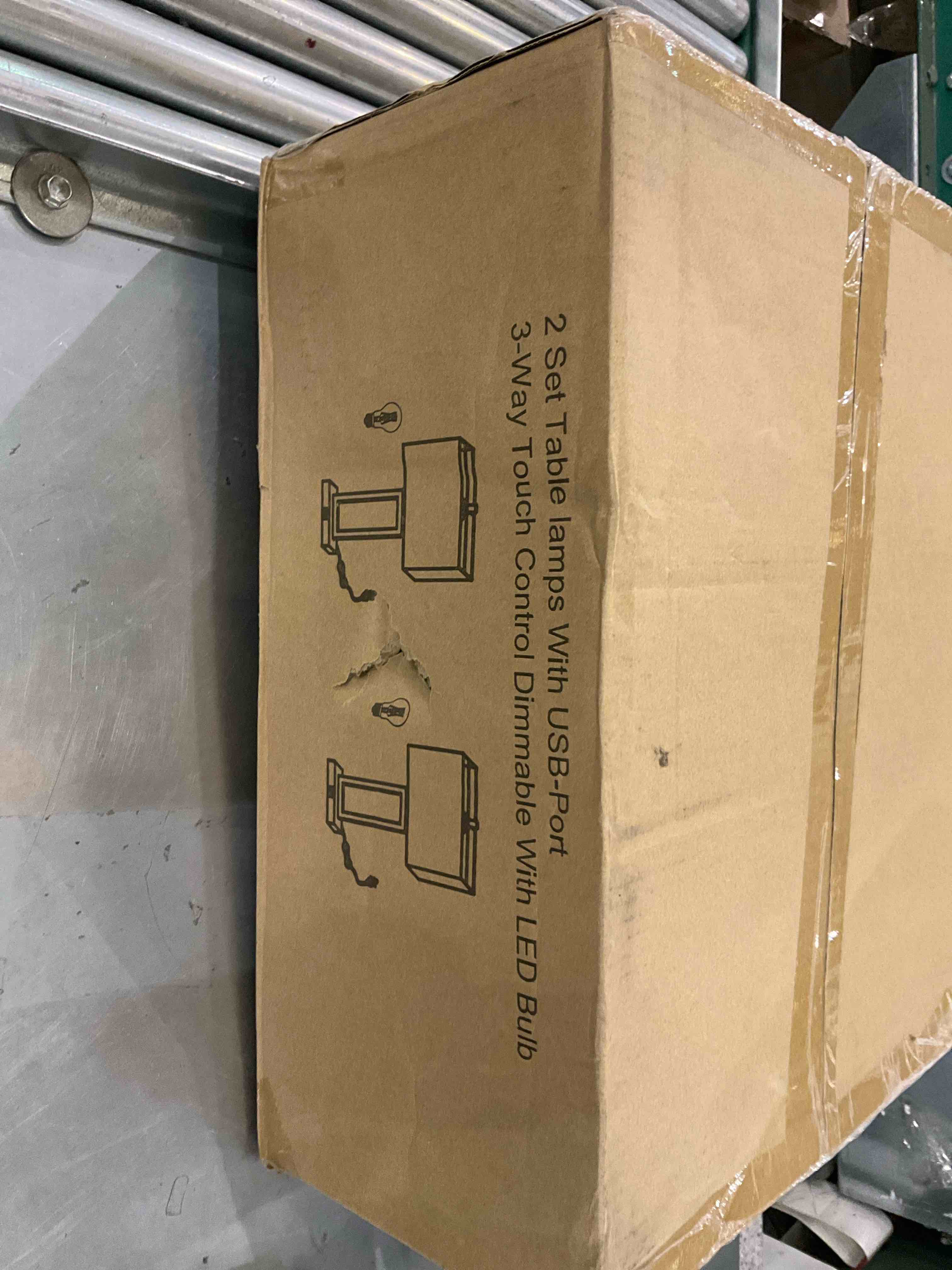 https://s3.amazonaws.com/lotting-images-prod/BargainHunt/EXS00388083_1715607481033.jpeg