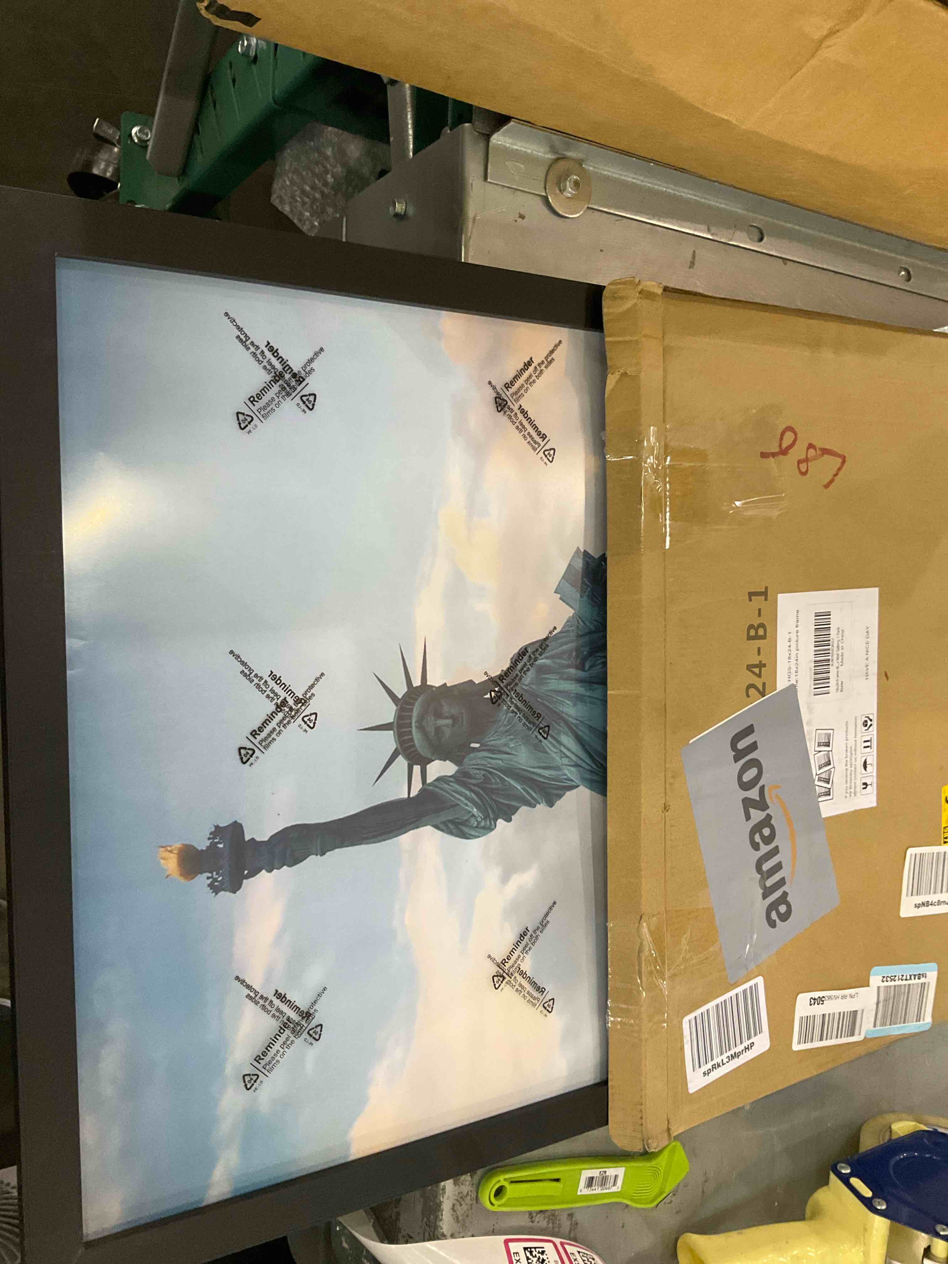 https://s3.amazonaws.com/lotting-images-prod/BargainHunt/EXS00388267_1715867866833.jpeg