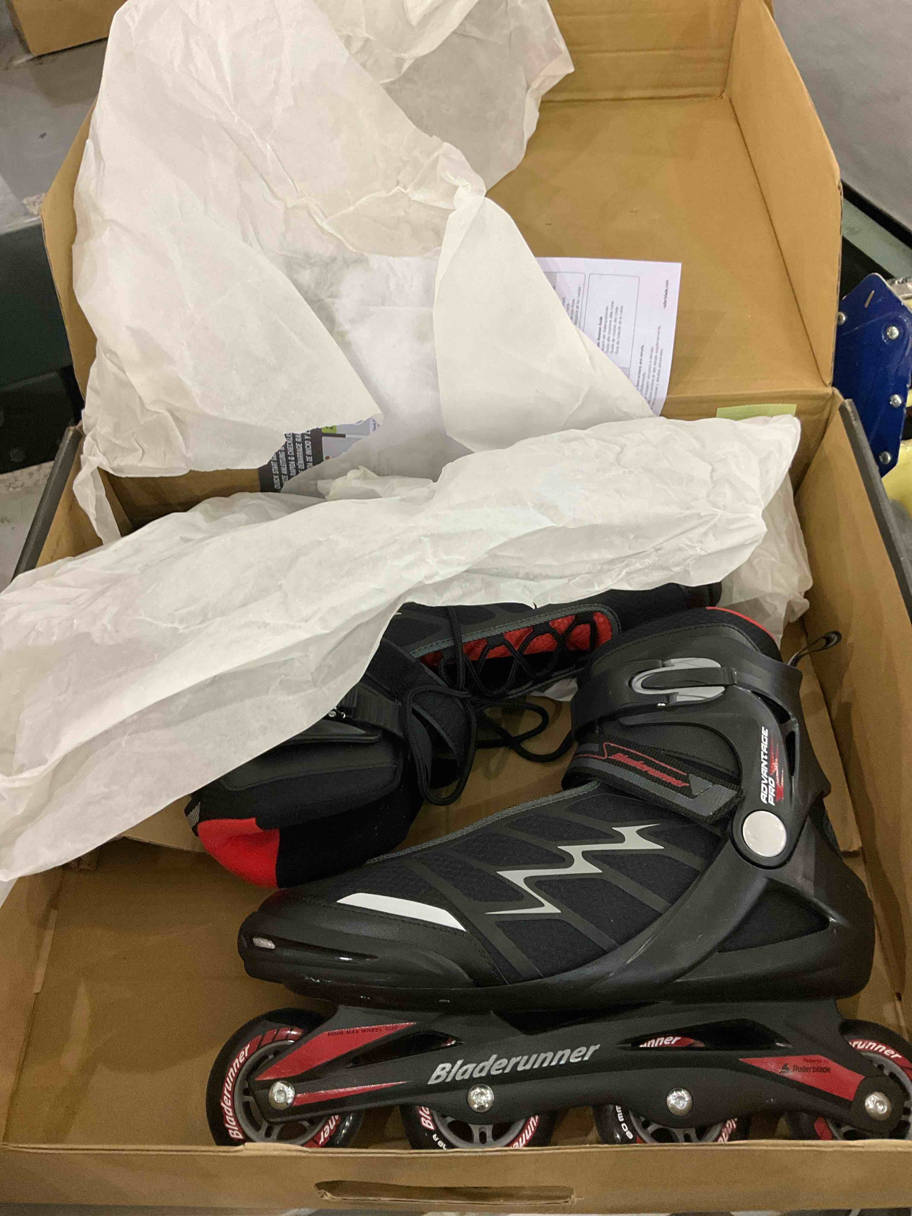 https://s3.amazonaws.com/lotting-images-prod/BargainHunt/EXS00388268_1715867966822.jpeg