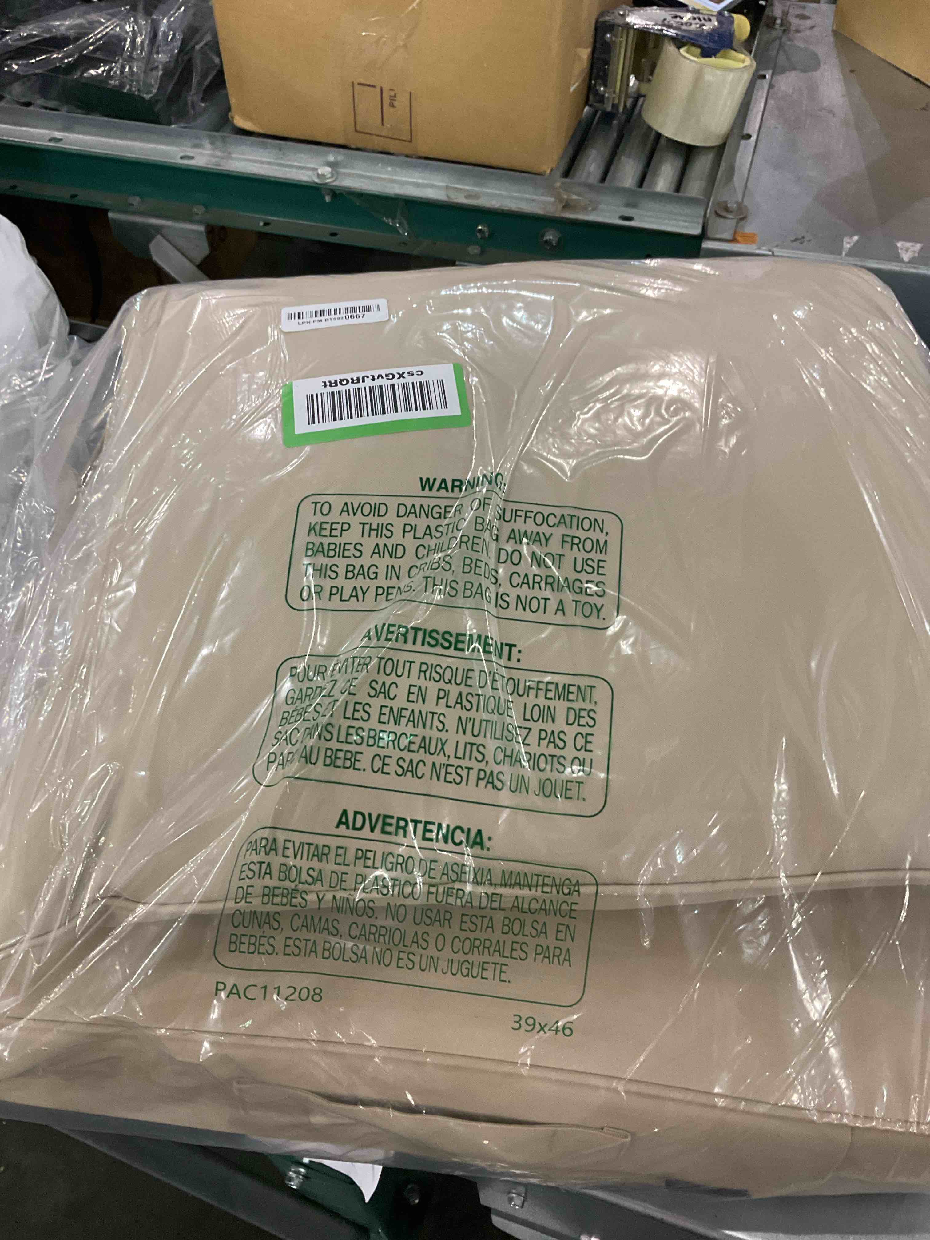 https://s3.amazonaws.com/lotting-images-prod/BargainHunt/EXS00388454_1715947402283.jpeg