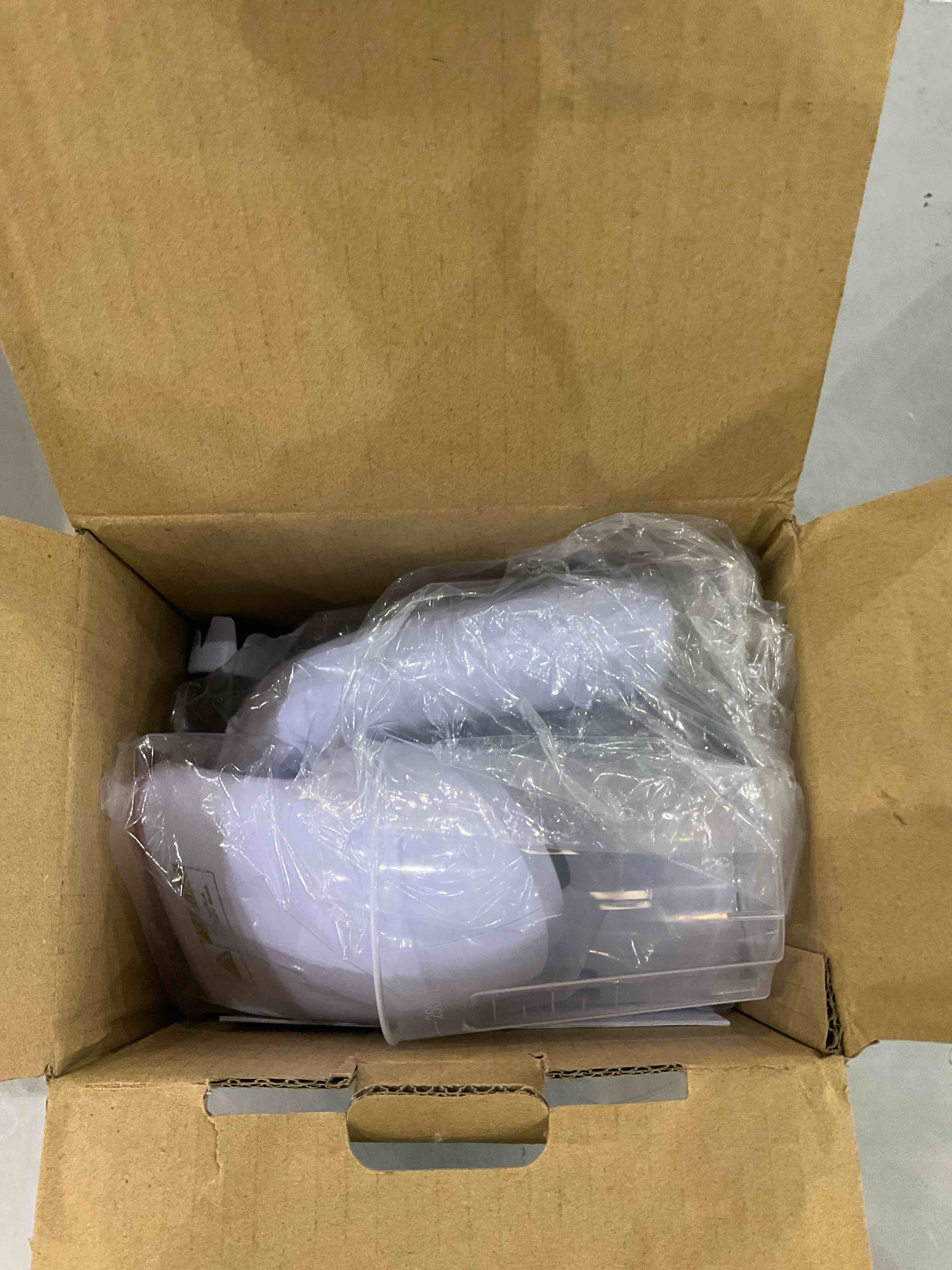 https://s3.amazonaws.com/lotting-images-prod/BargainHunt/EXS00388494_1715958119480.jpeg