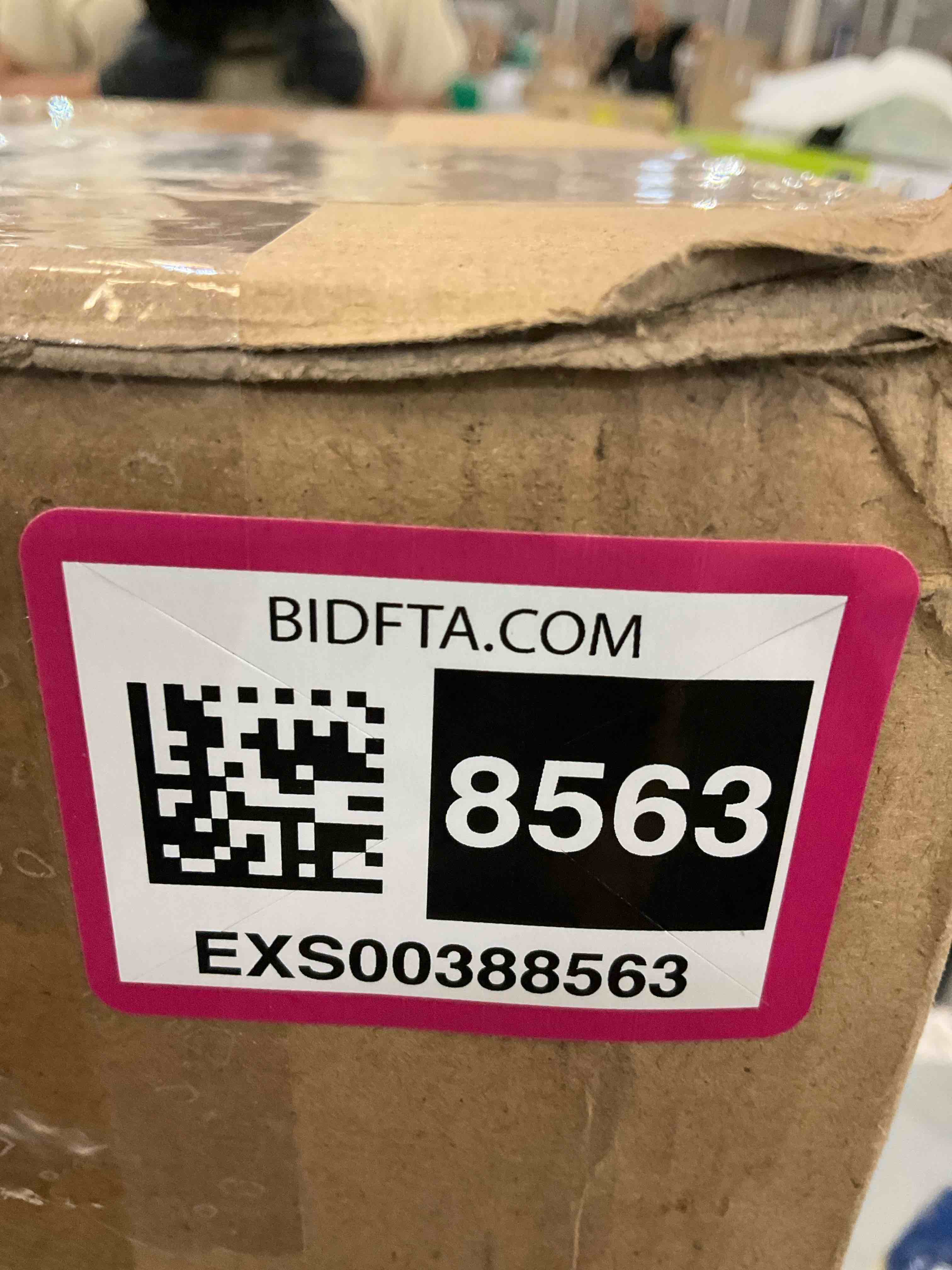 https://s3.amazonaws.com/lotting-images-prod/BargainHunt/EXS00388563_1715367190871.jpeg