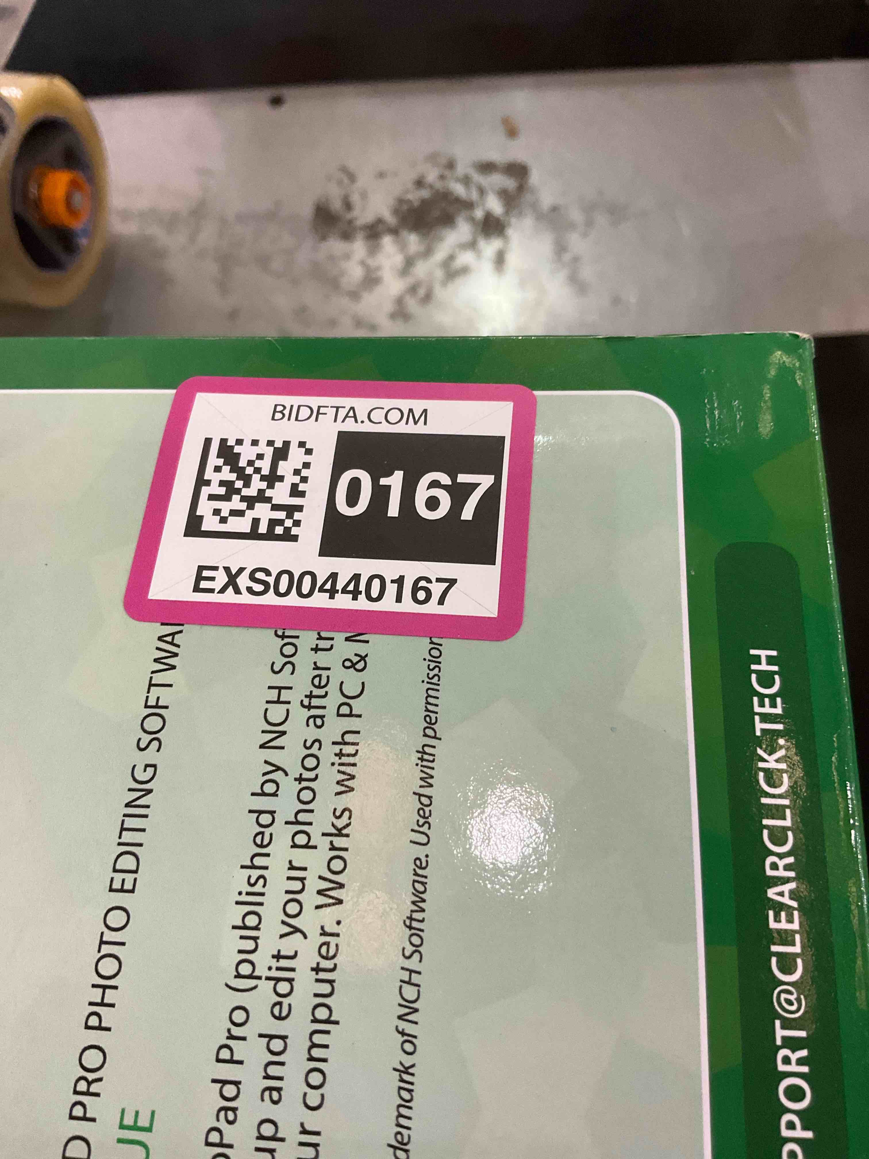 https://s3.amazonaws.com/lotting-images-prod/BargainHunt/EXS00440167_1710349555072.jpeg