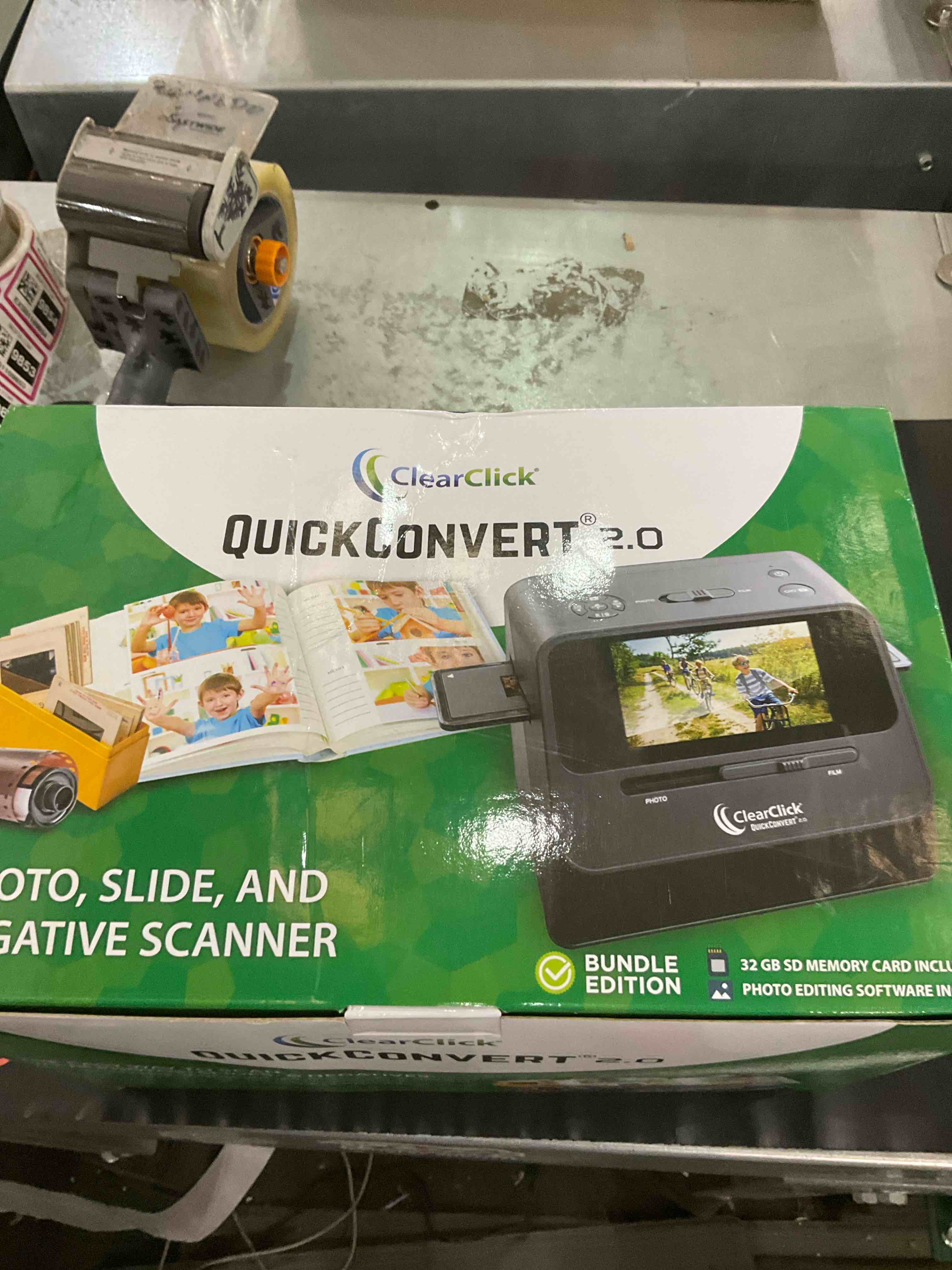 https://s3.amazonaws.com/lotting-images-prod/BargainHunt/EXS00440167_1710349560952.jpeg