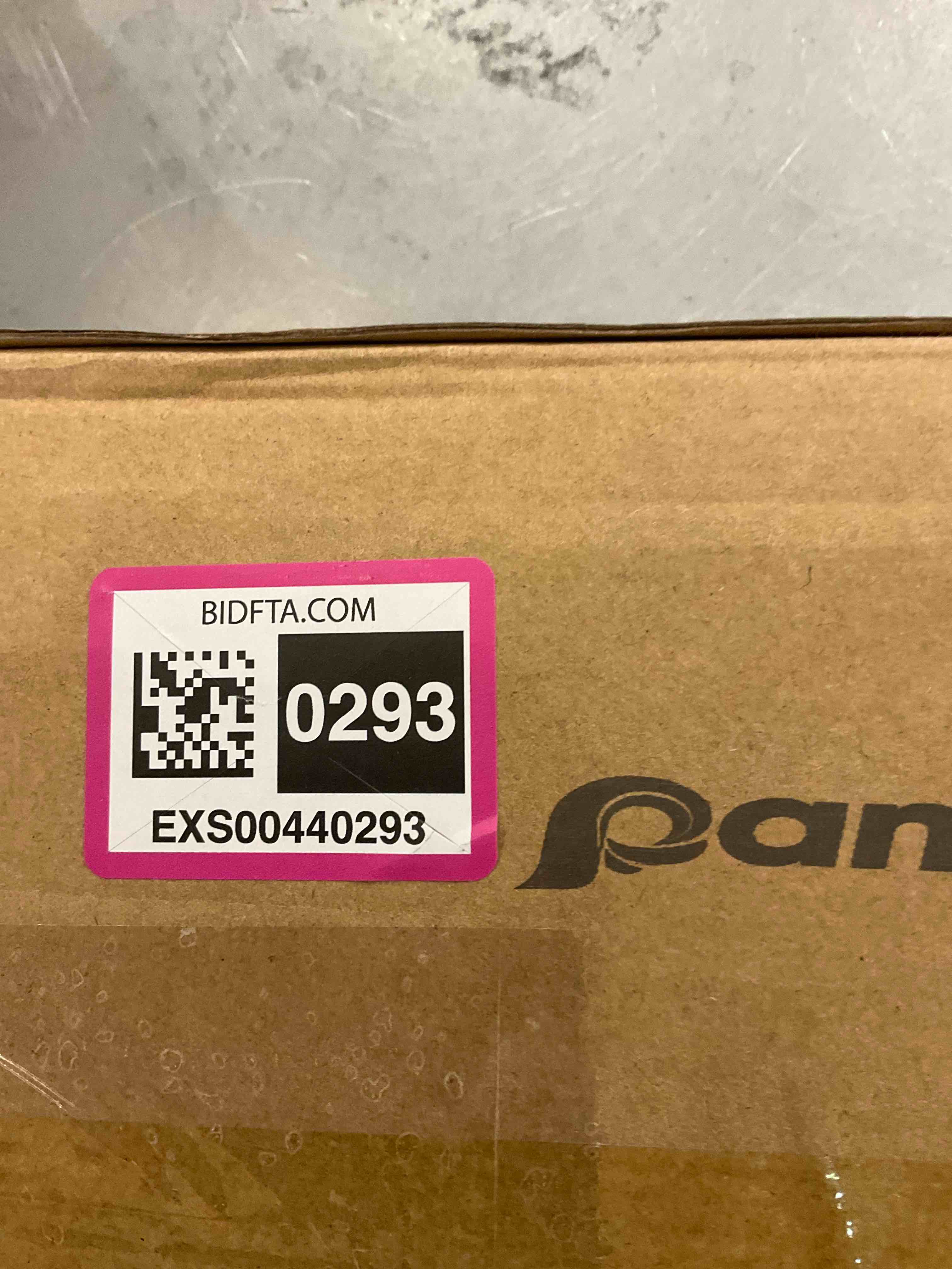 https://s3.amazonaws.com/lotting-images-prod/BargainHunt/EXS00440293_1711036177842.jpeg