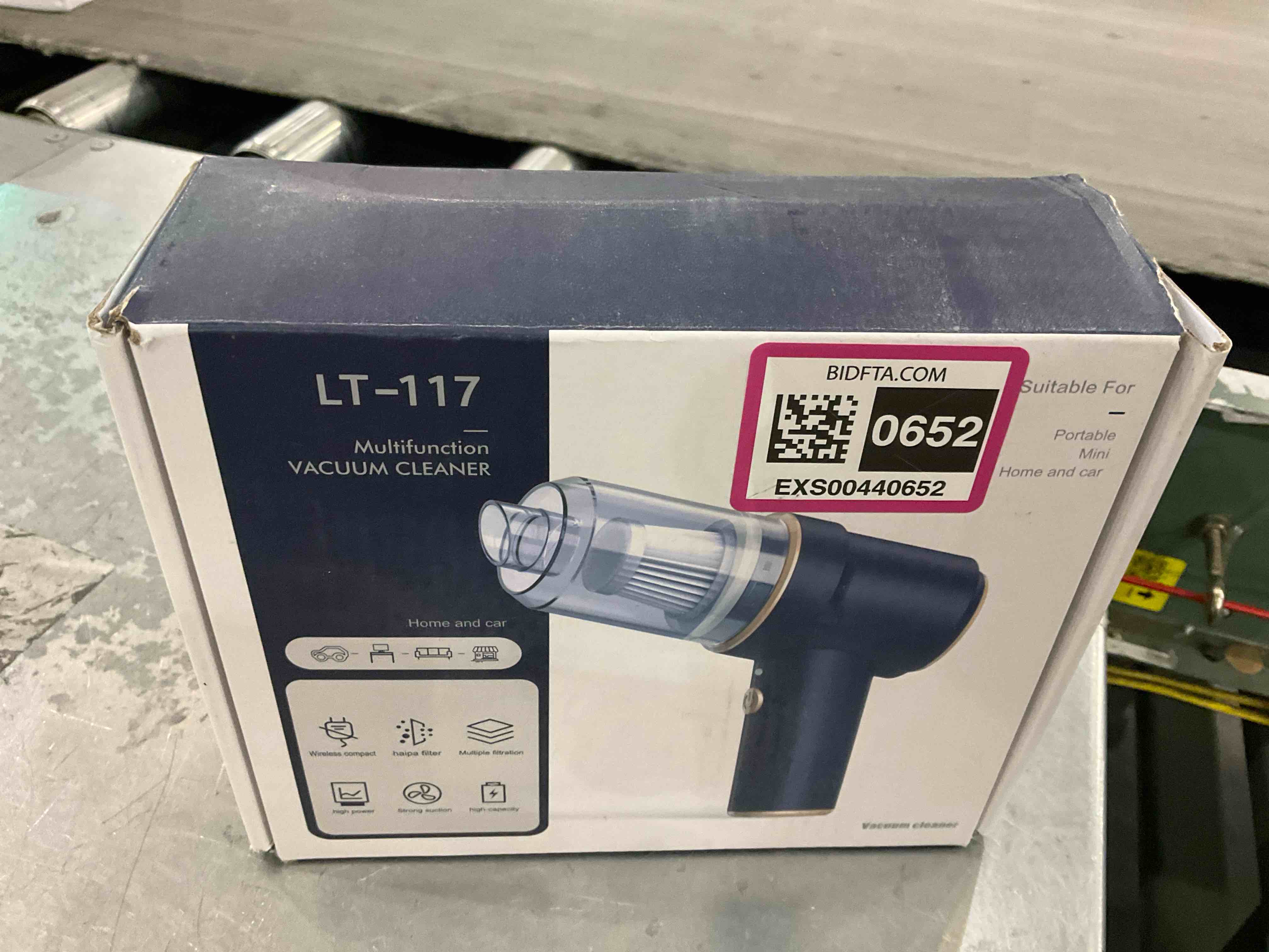 https://s3.amazonaws.com/lotting-images-prod/BargainHunt/EXS00440652_1710513490968.jpeg