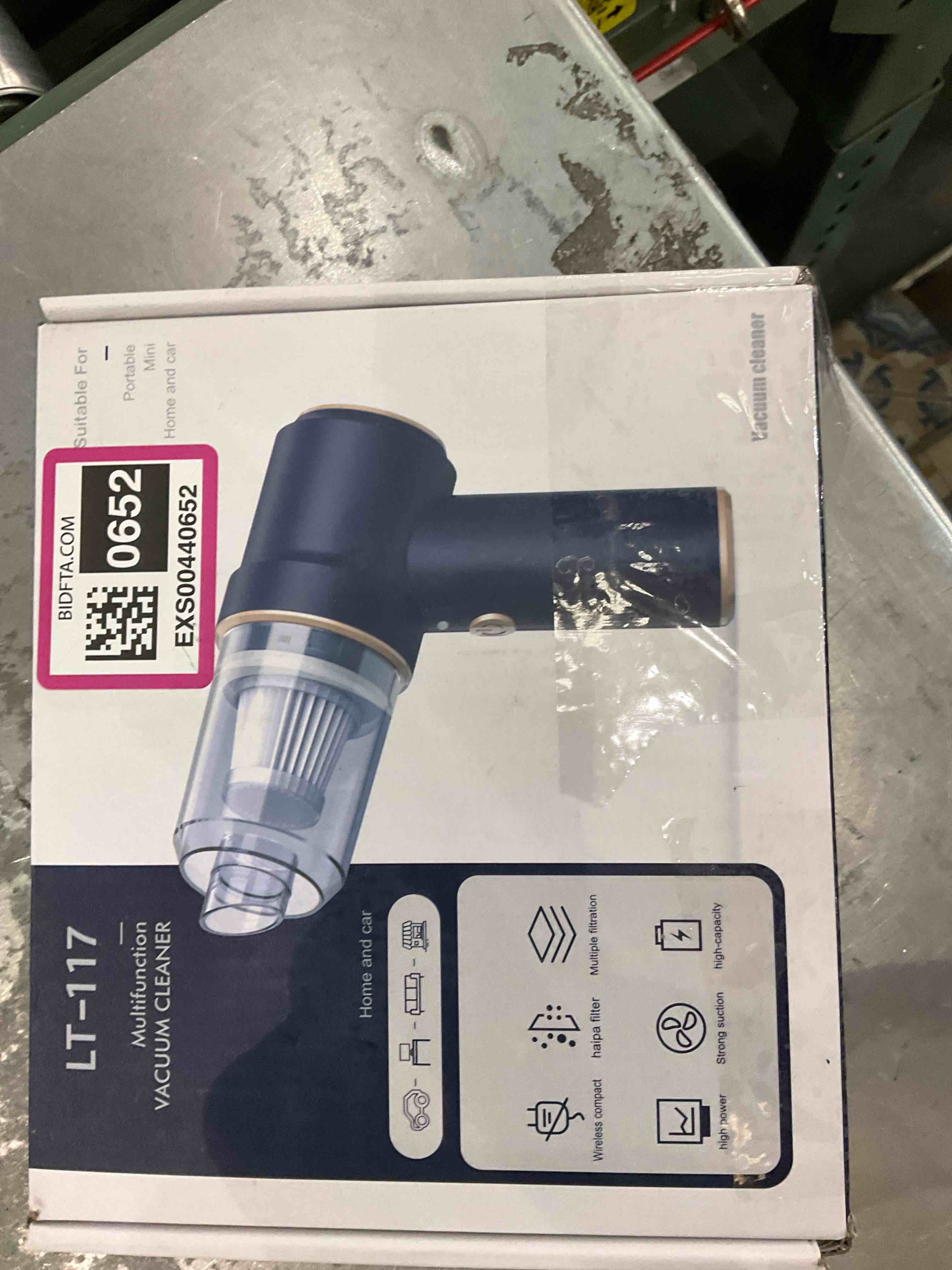 https://s3.amazonaws.com/lotting-images-prod/BargainHunt/EXS00440652_1710513555268.jpeg