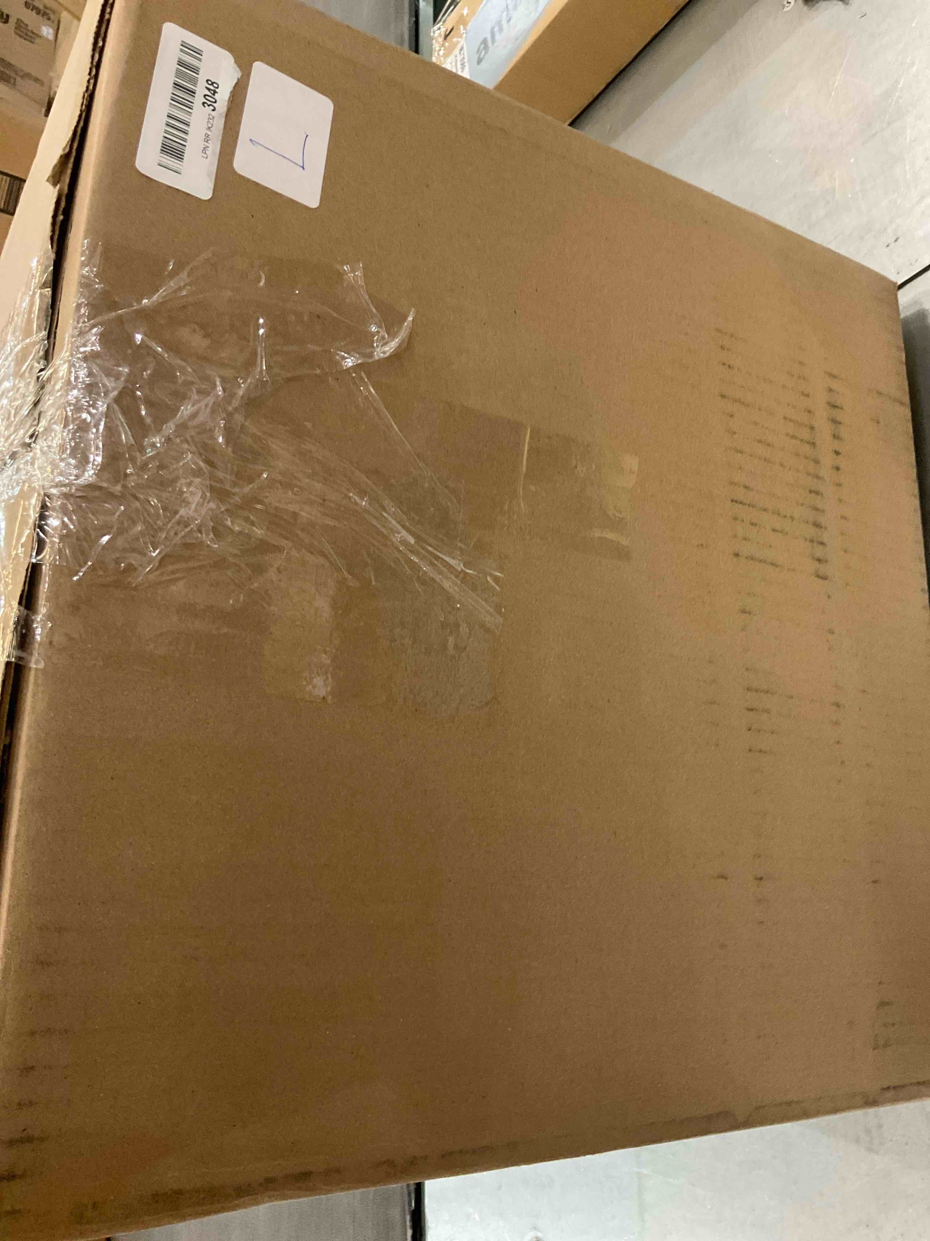 https://s3.amazonaws.com/lotting-images-prod/BargainHunt/EXS00440794_1710789315852.jpeg