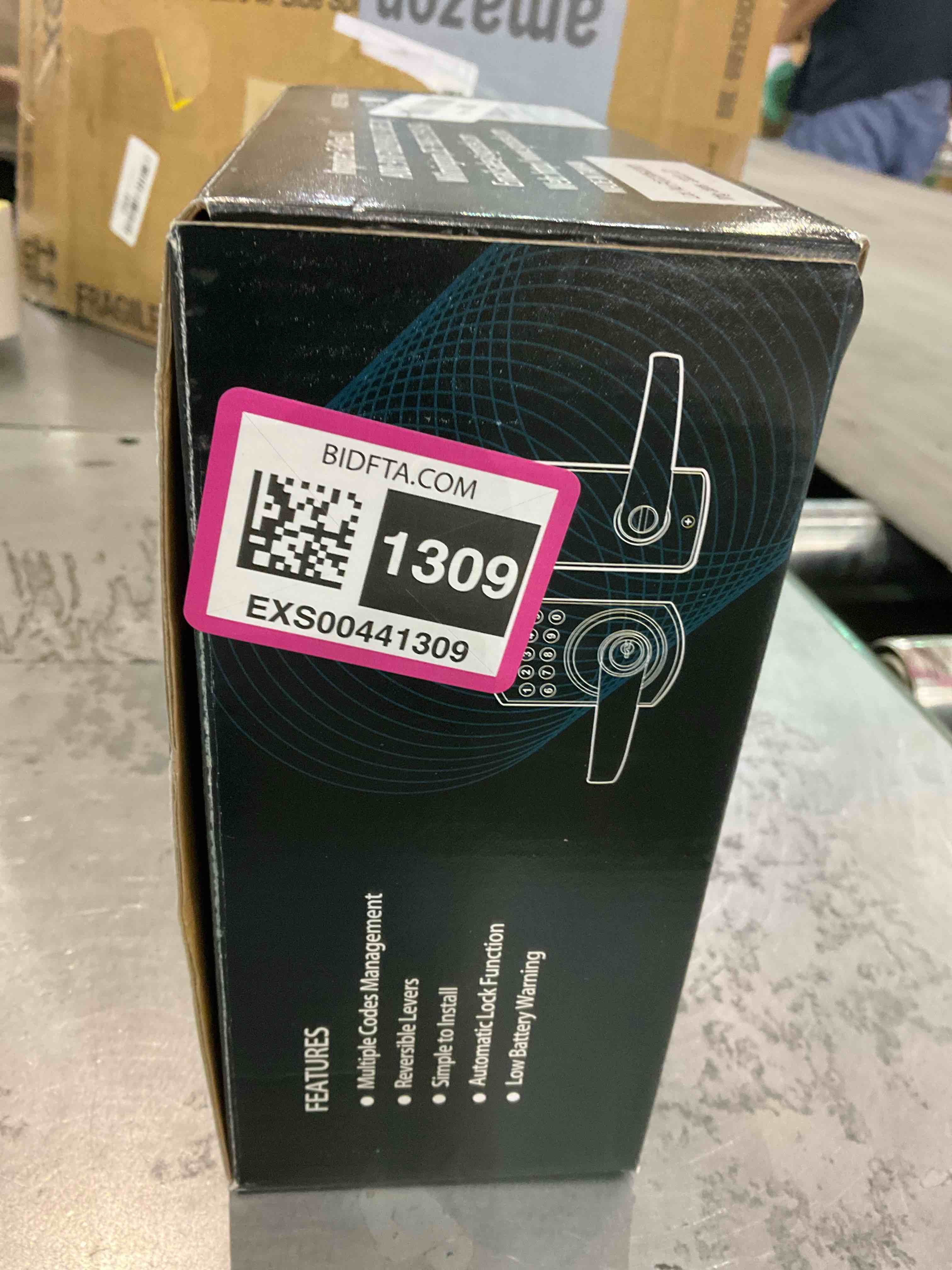 https://s3.amazonaws.com/lotting-images-prod/BargainHunt/EXS00441309_1710512723027.jpeg