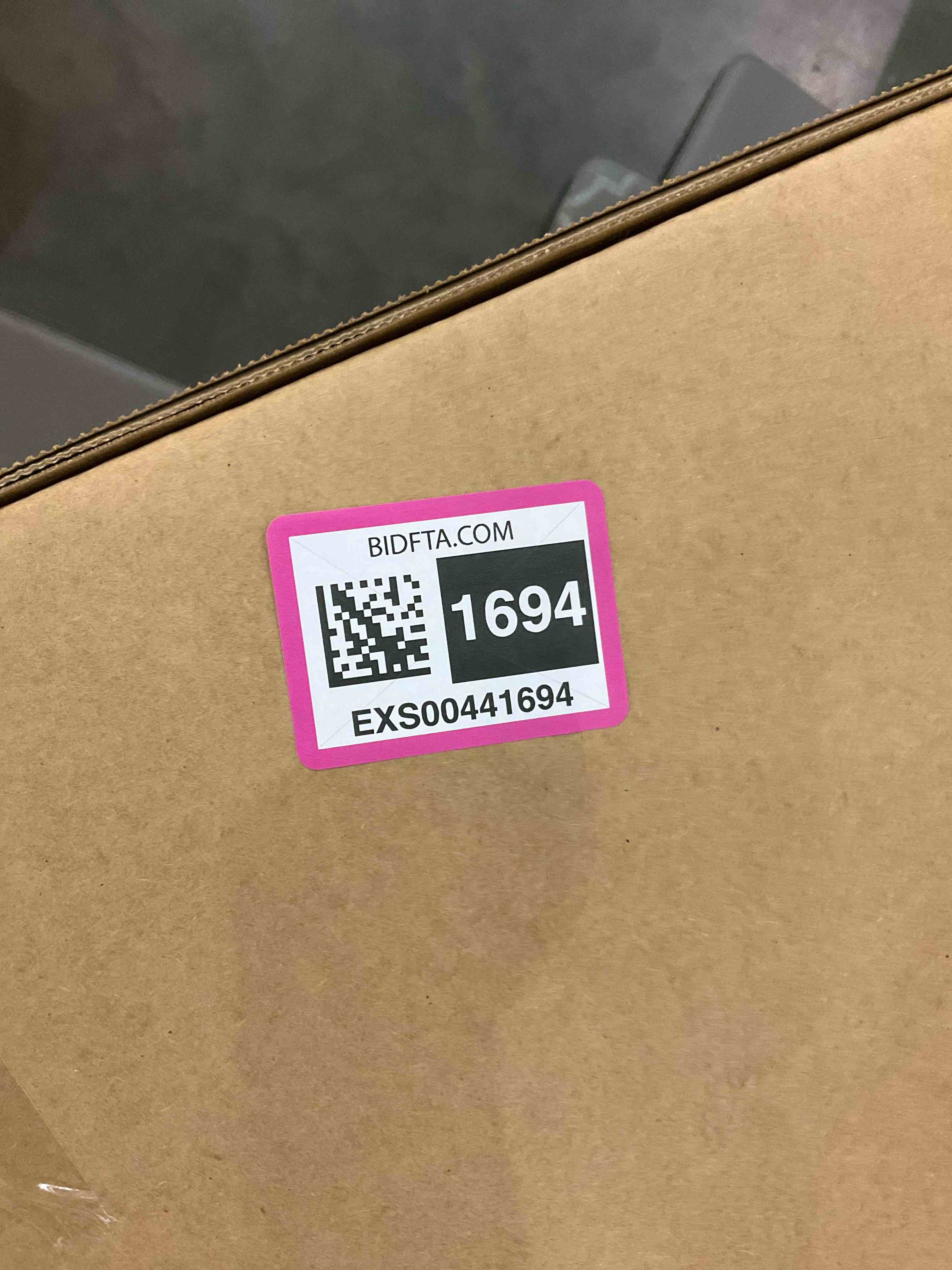 https://s3.amazonaws.com/lotting-images-prod/BargainHunt/EXS00441694_1712061160237.jpeg