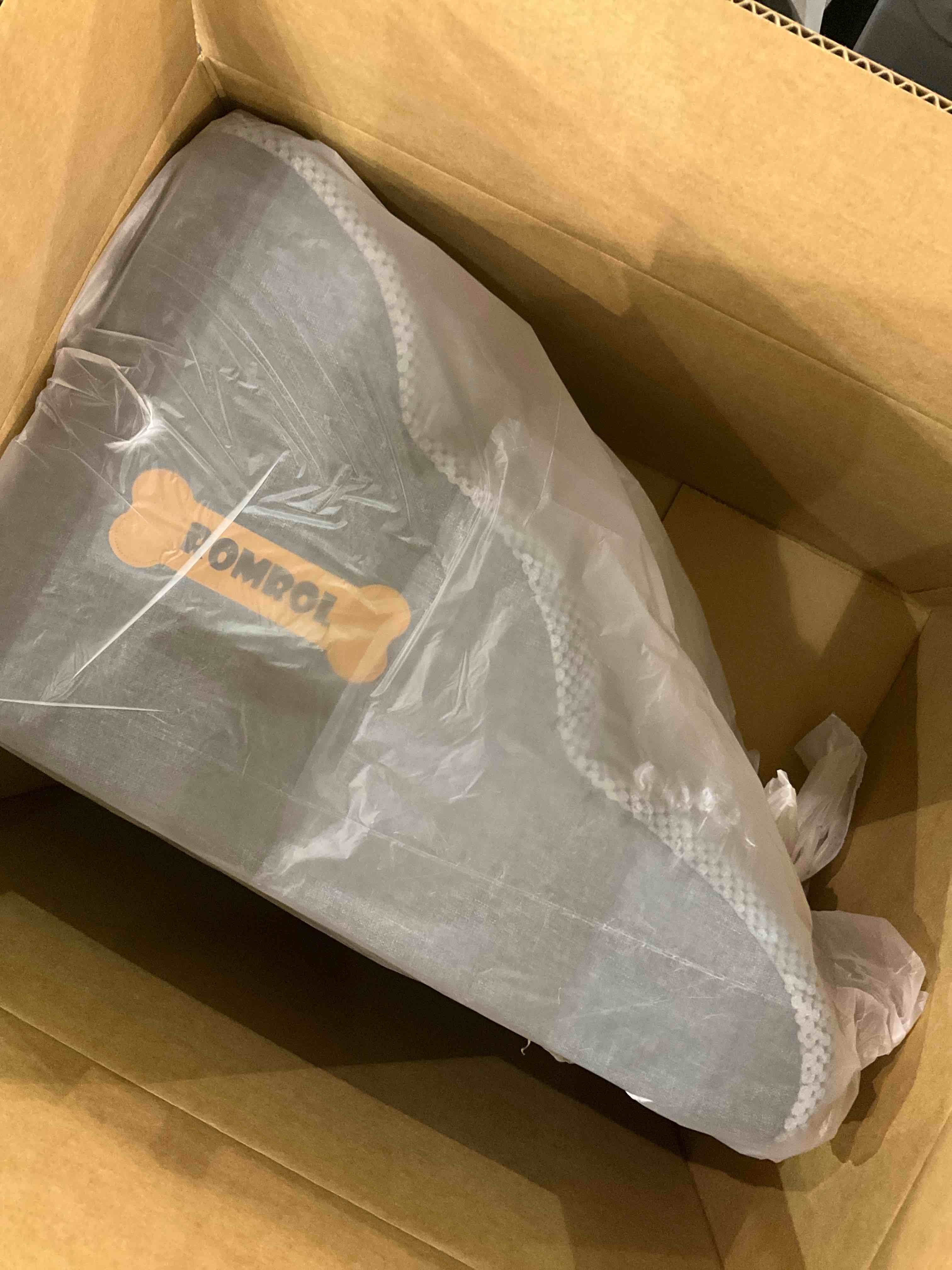 https://s3.amazonaws.com/lotting-images-prod/BargainHunt/EXS00441694_1712061212543.jpeg