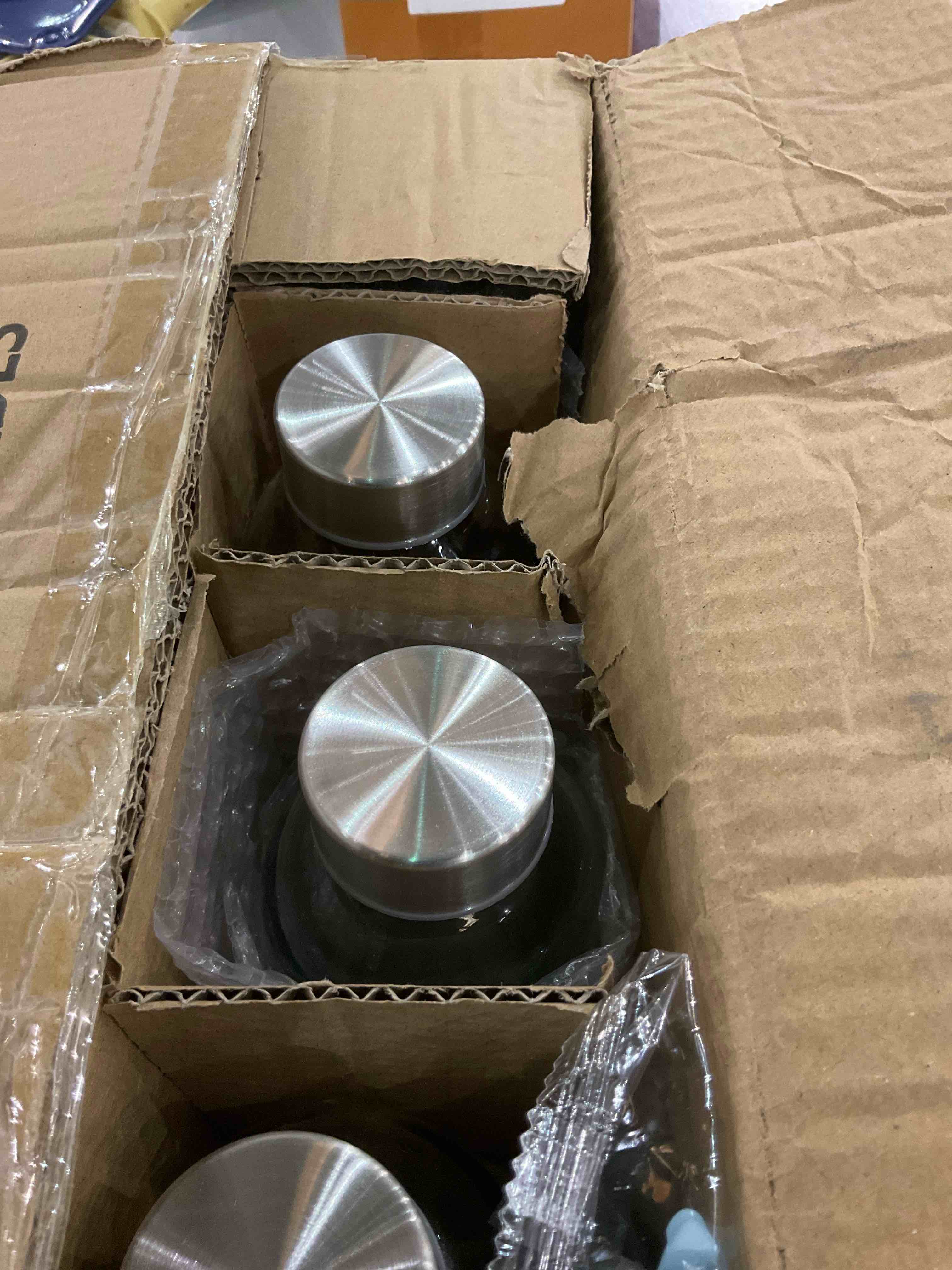 https://s3.amazonaws.com/lotting-images-prod/BargainHunt/EXS00441837_1713362140283.jpeg
