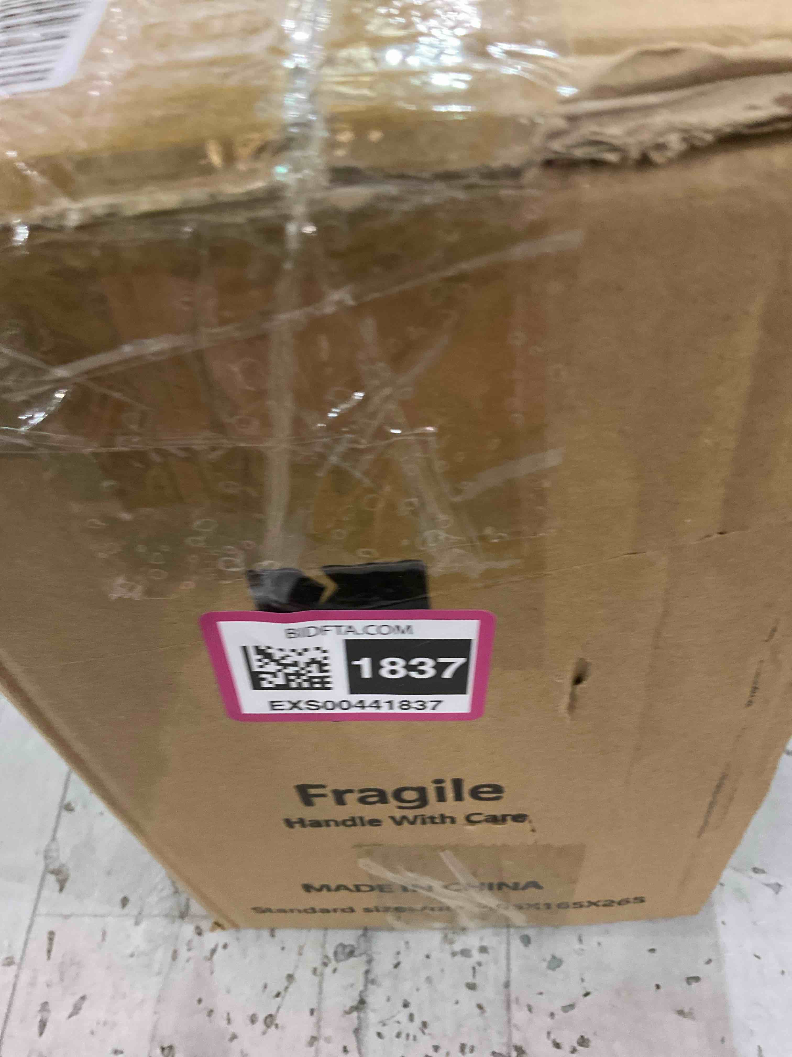 https://s3.amazonaws.com/lotting-images-prod/BargainHunt/EXS00441837_1713362194765.jpeg