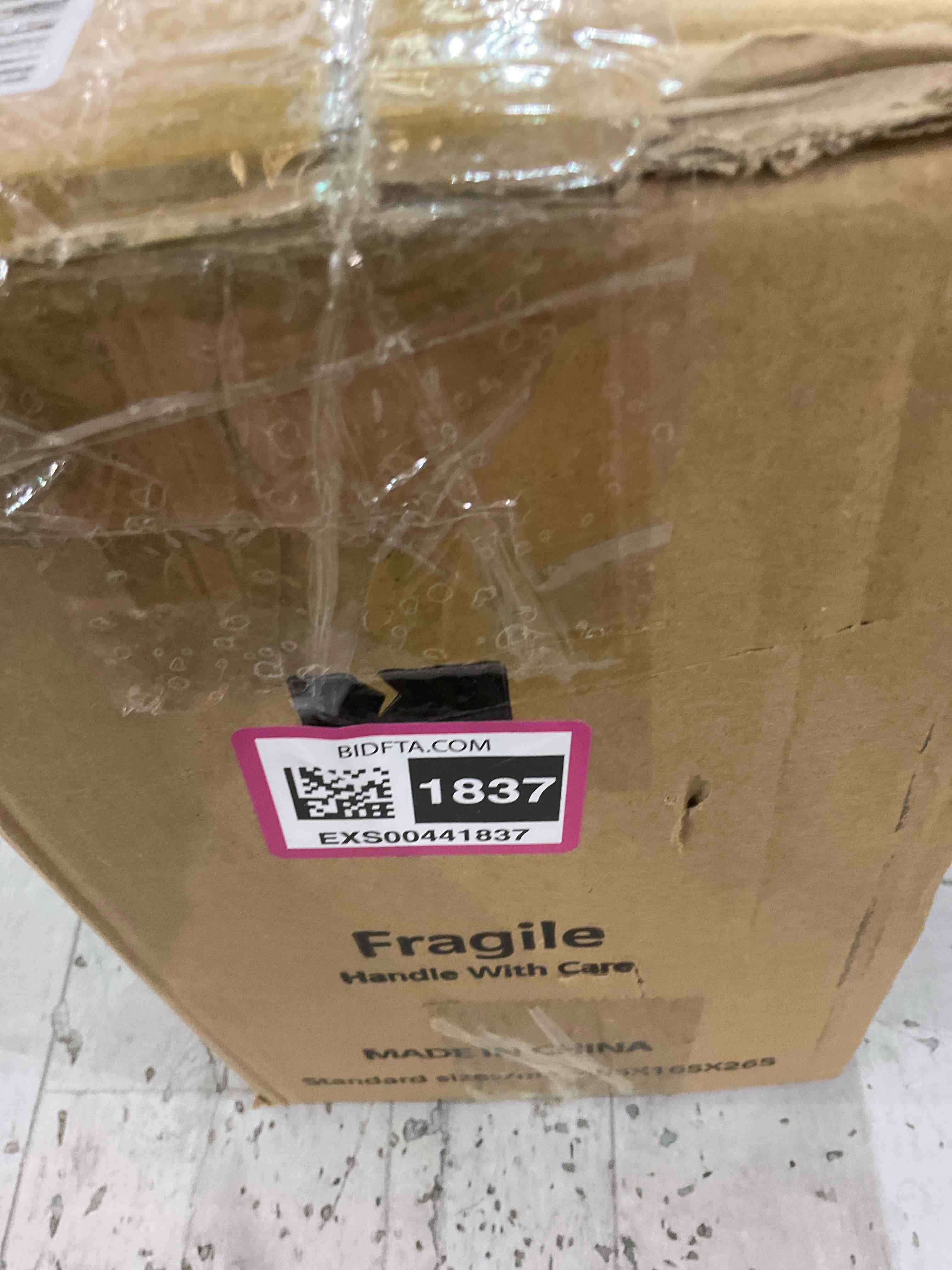 https://s3.amazonaws.com/lotting-images-prod/BargainHunt/EXS00441837_1713362195819.jpeg